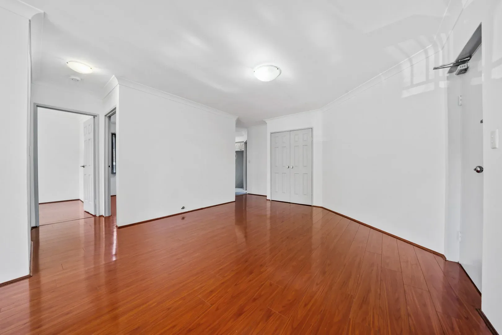 7/102-104 Stapleton Street — photo 3 of 9