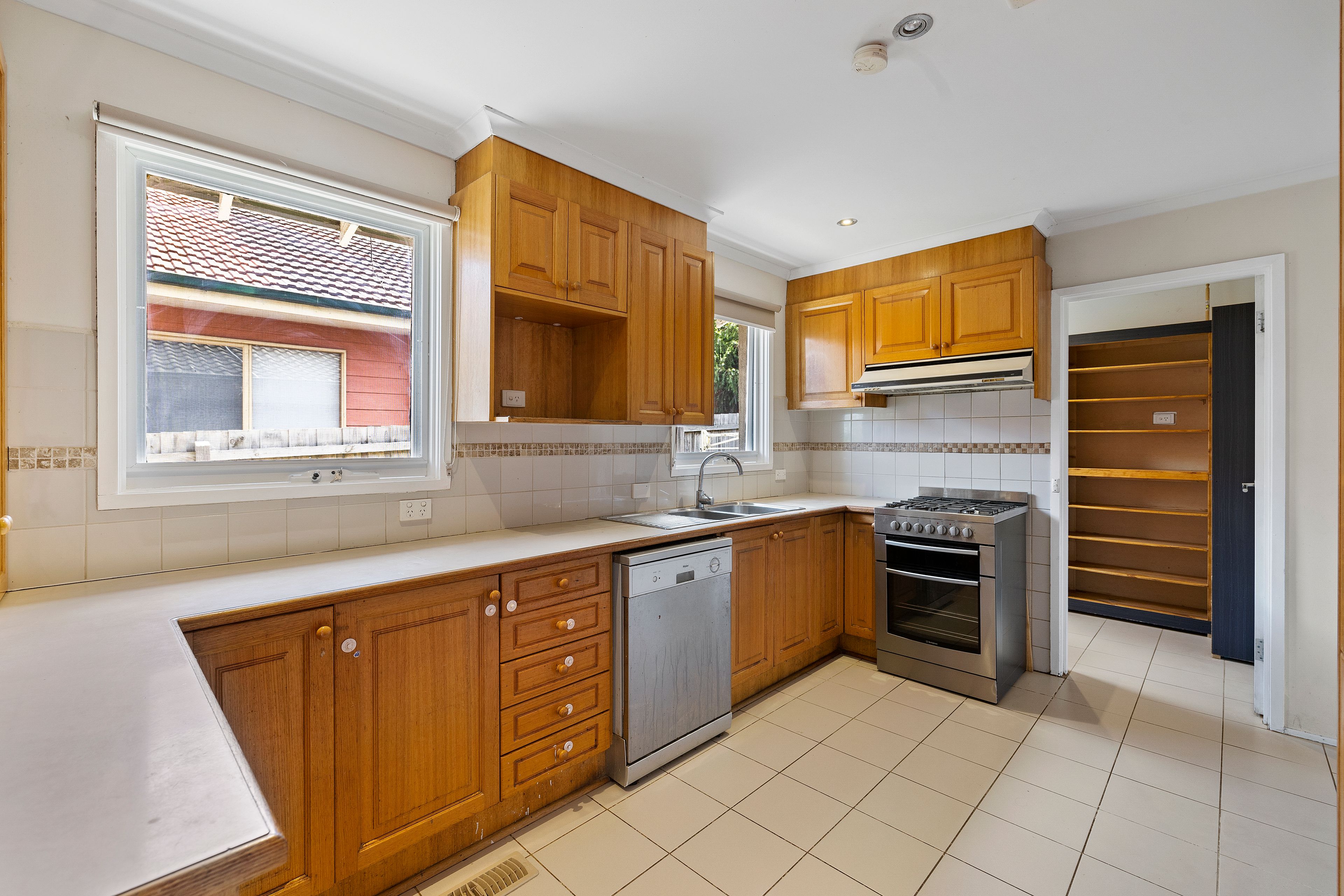 84 Cambridge Road, Kilsyth, VIC 3137