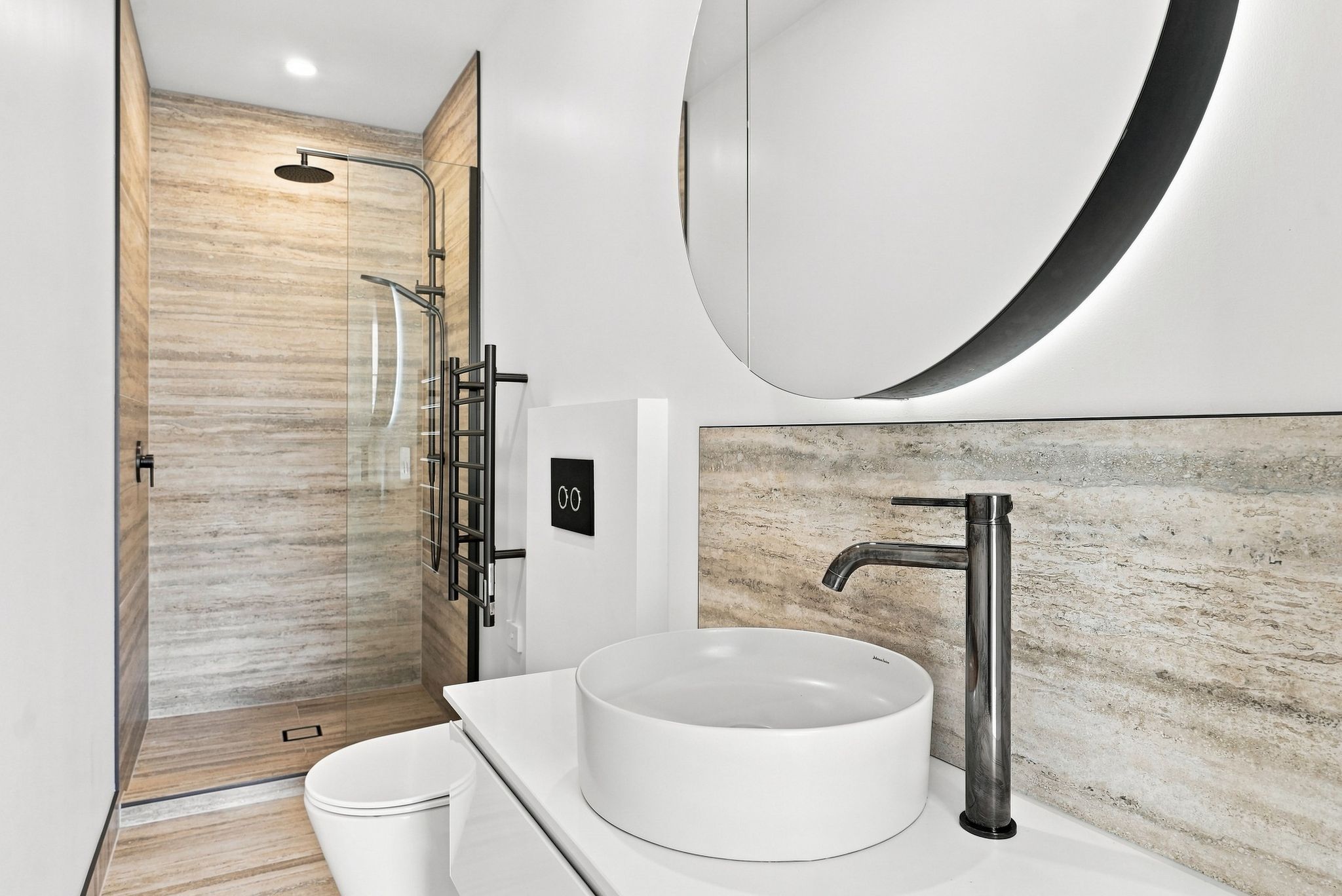 2/26 Salem Place, Torbay, North Shore City