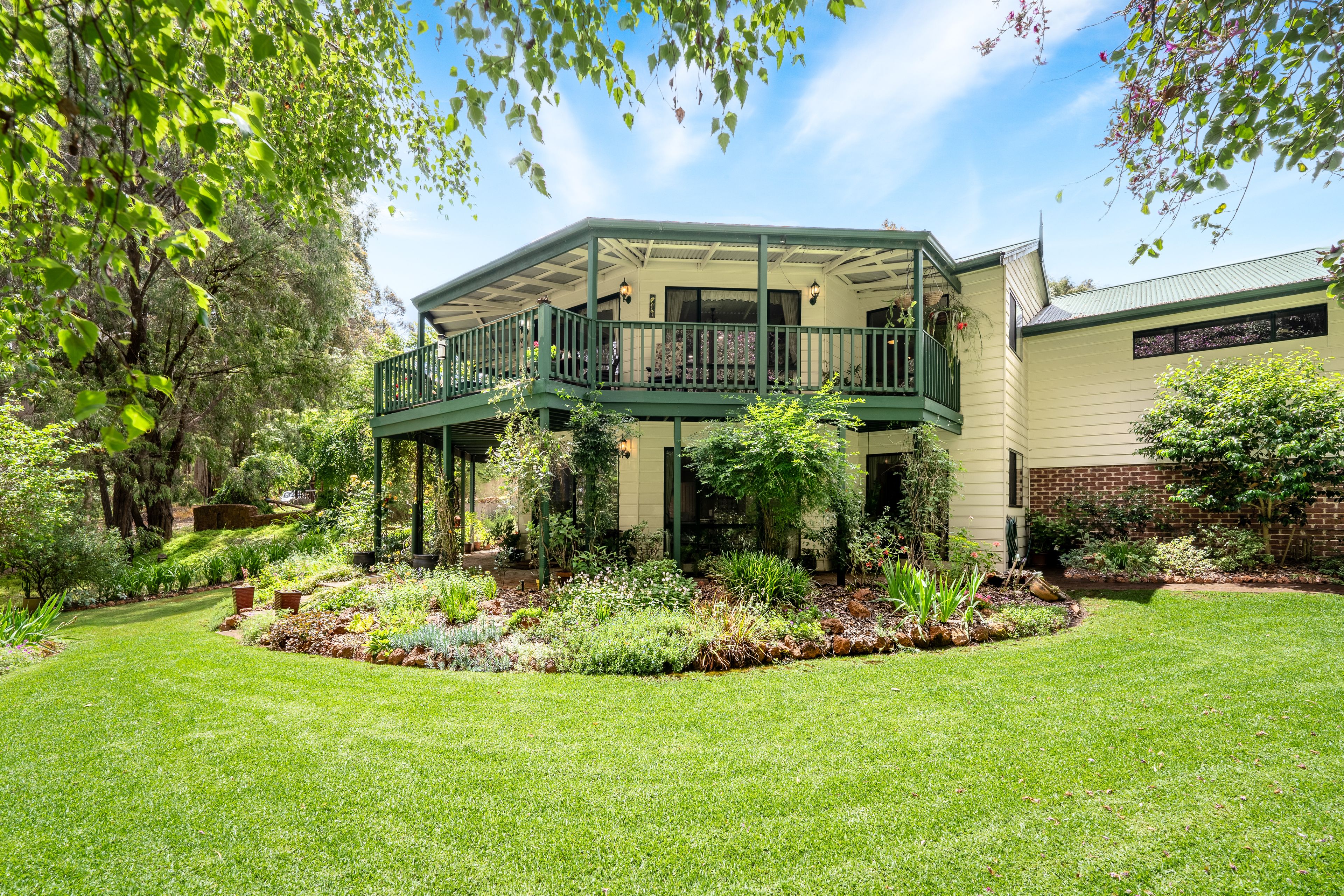 14 Wattlebird Grove, Pemberton WA 6260