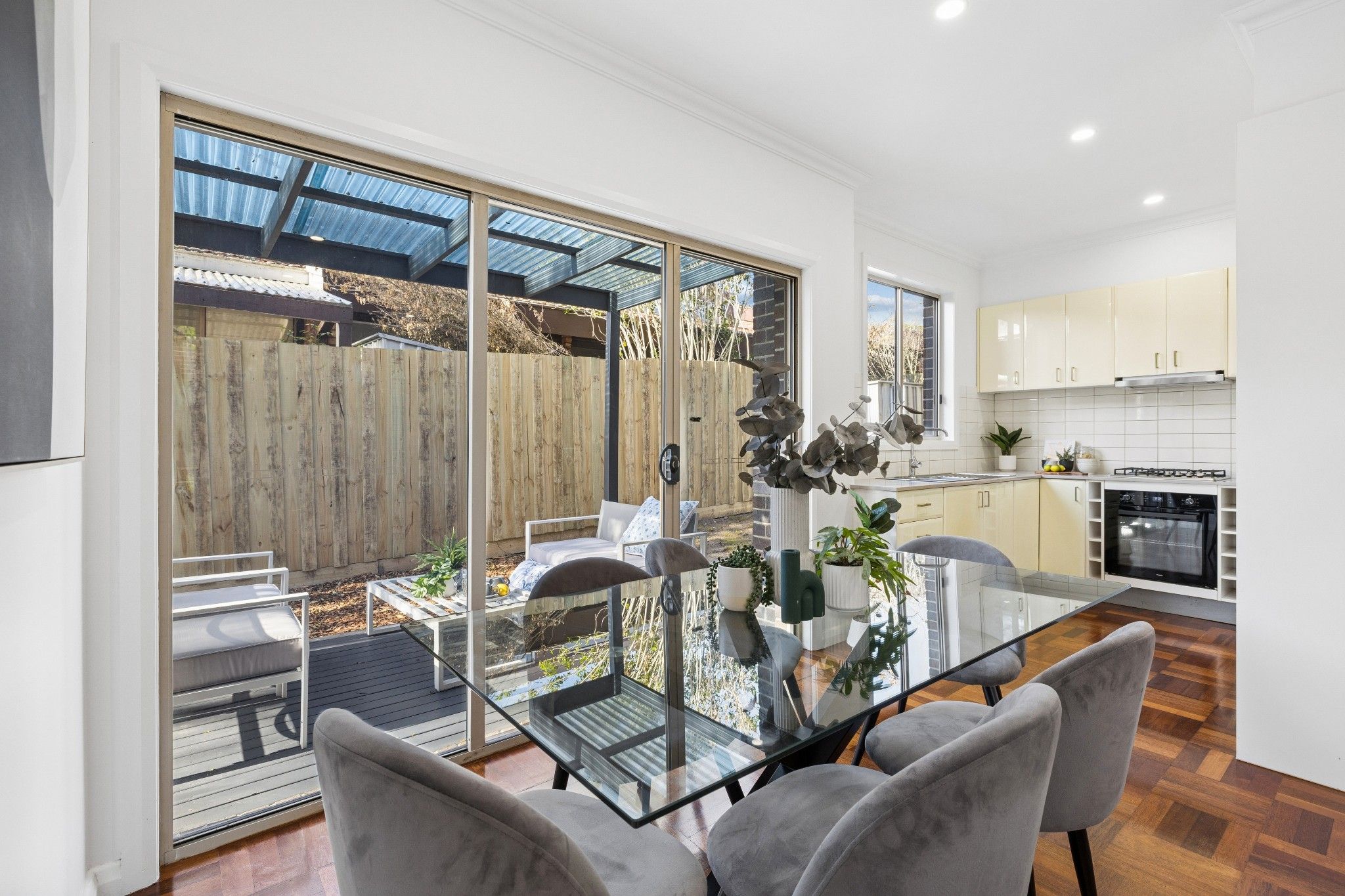 7/23 Macpherson Street — photo 4 of 14