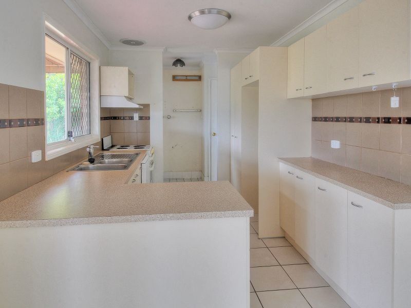 33 Myall Street, Crestmead, QLD 4132