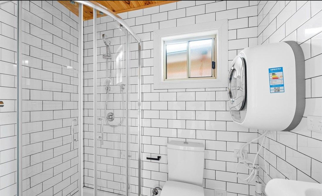 18 Howell Street — photo 14 of 16