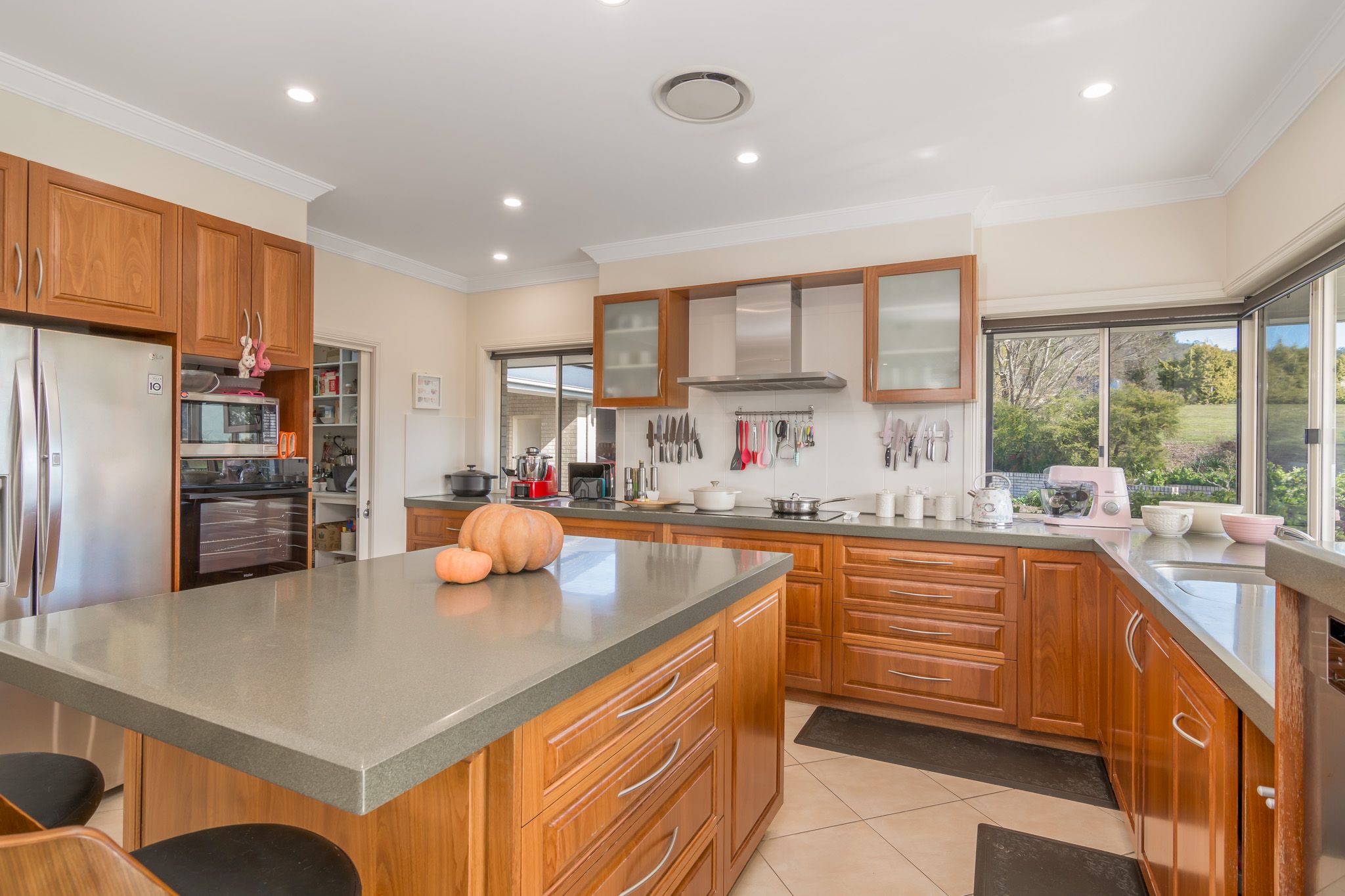 19 Neotsfield Avenue — photo 14 of 30