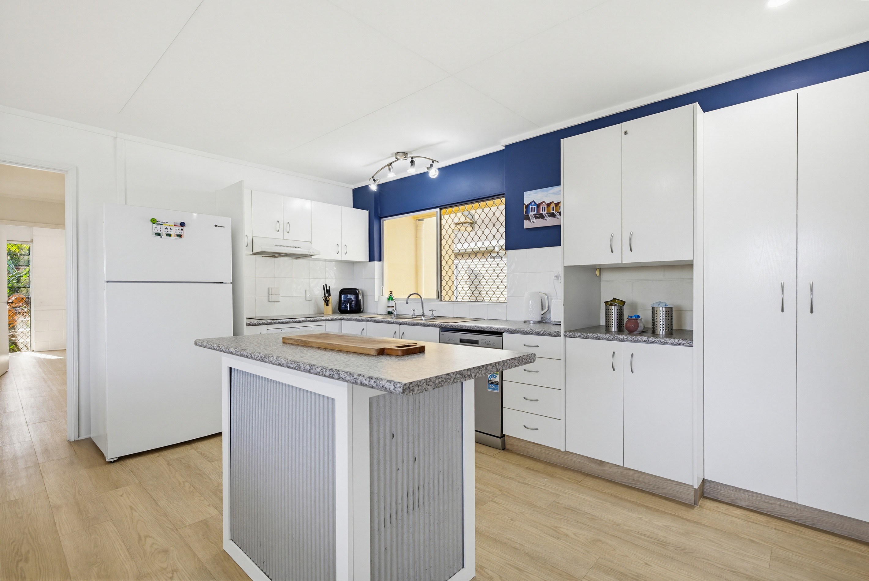 4 Agale Street, Mooloolaba, QLD 4557