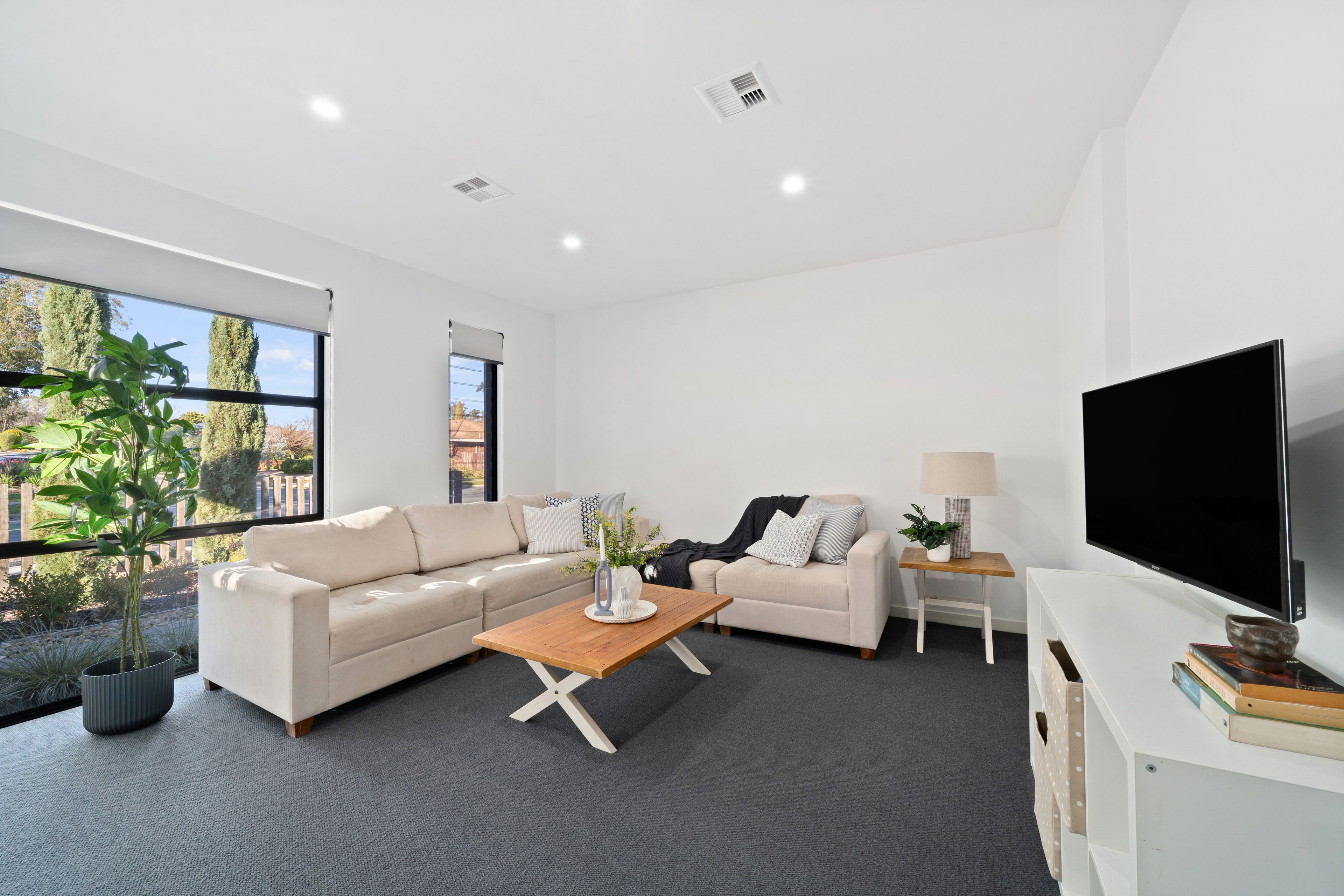 174 Maribyrnong Avenue — photo 7 of 30
