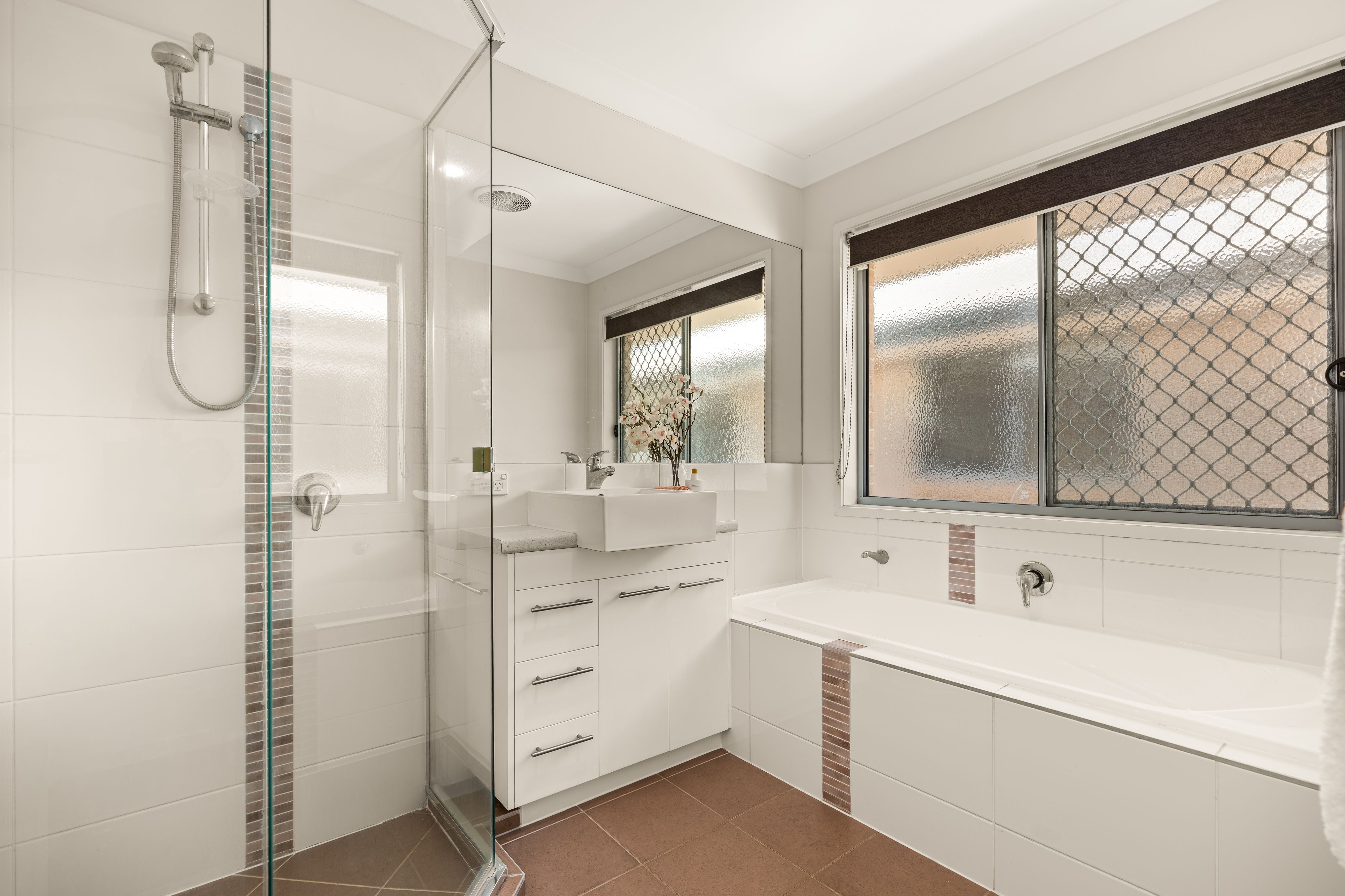 10 Cooper Road — photo 19 of 22