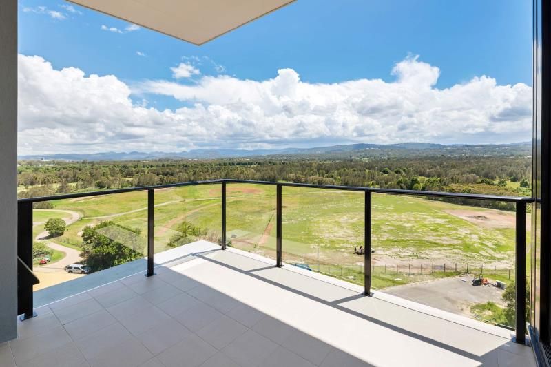 10707/98-110 Palm Meadows Drive, Carrara, QLD 4211