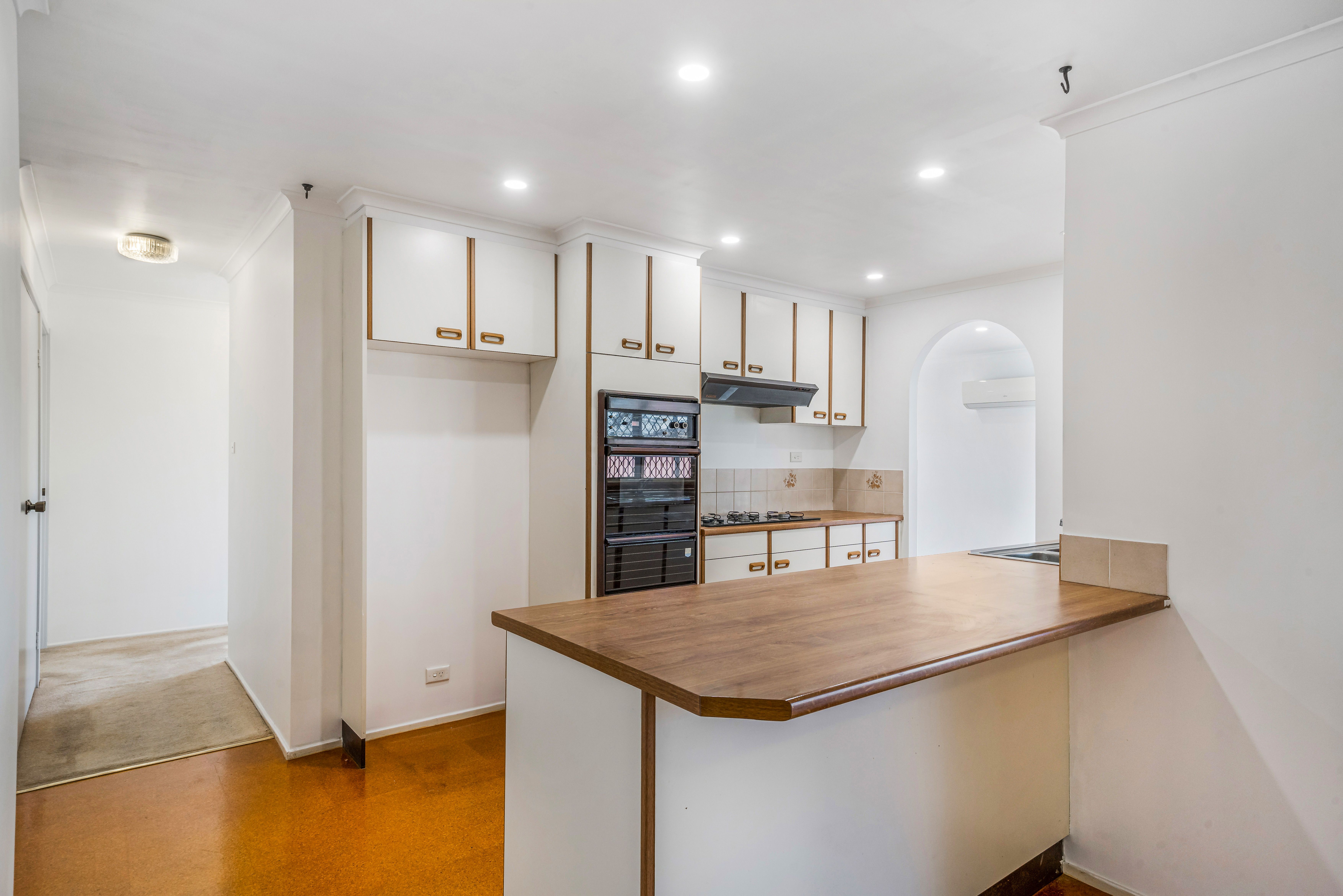 8 Flinders Crescent — photo 11 of 23