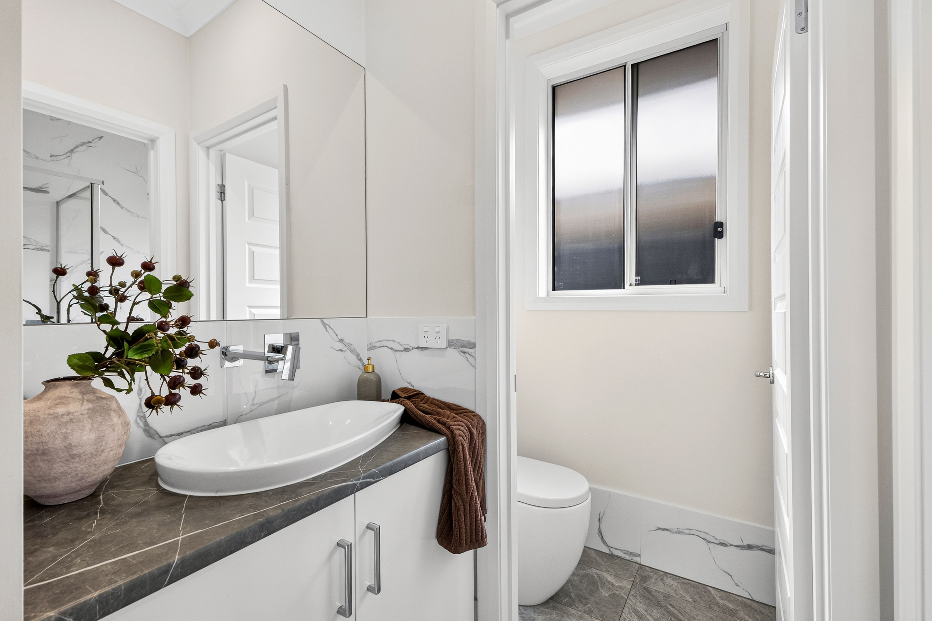 11B Joslin Avenue — photo 15 of 21