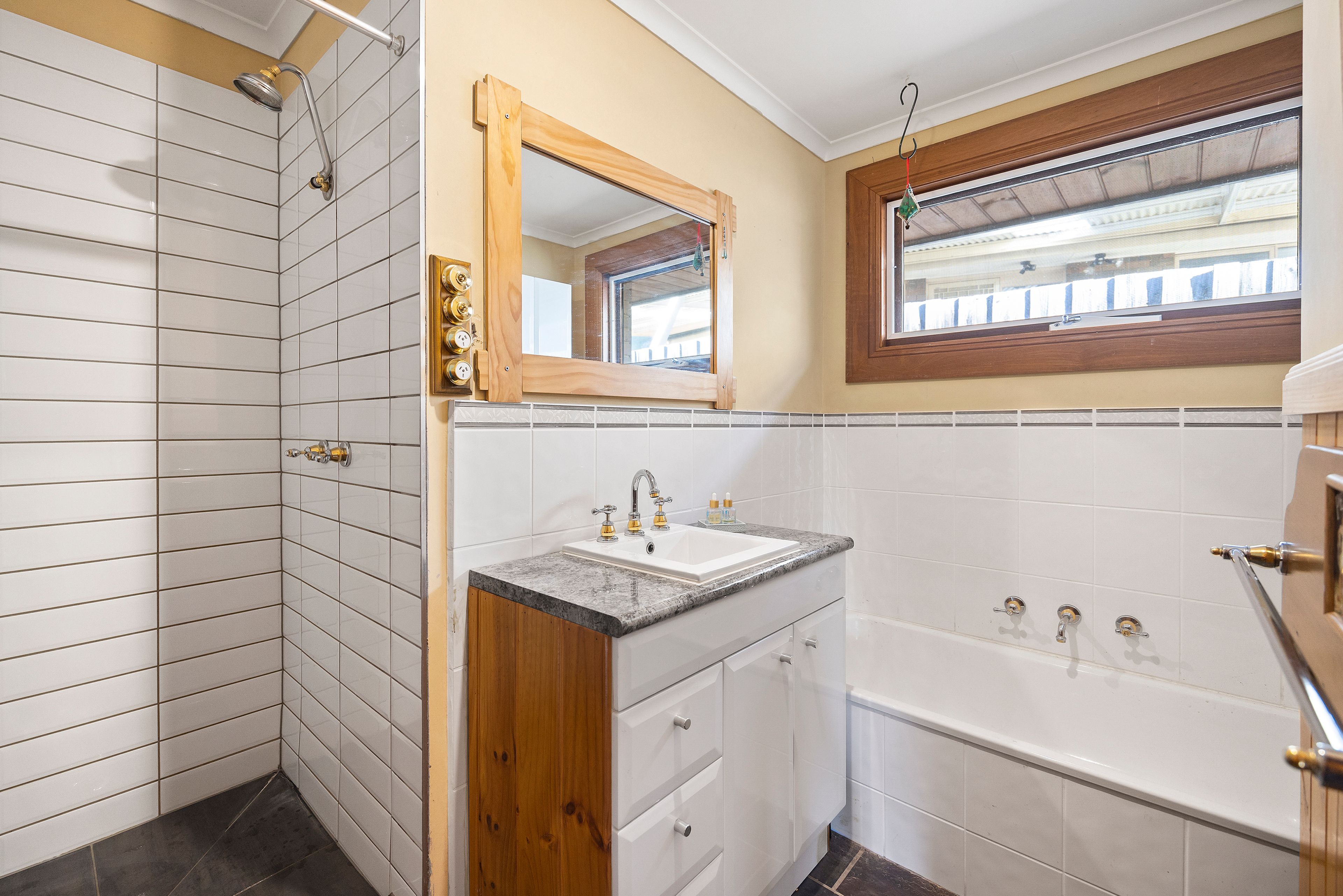 12 Mudie Avenue — photo 9 of 15