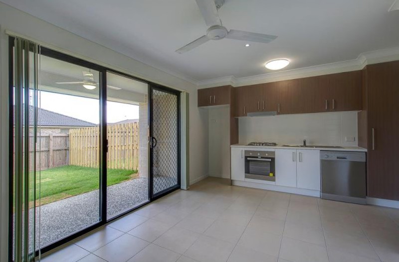10 B Tombay Court, Crestmead, QLD 4132