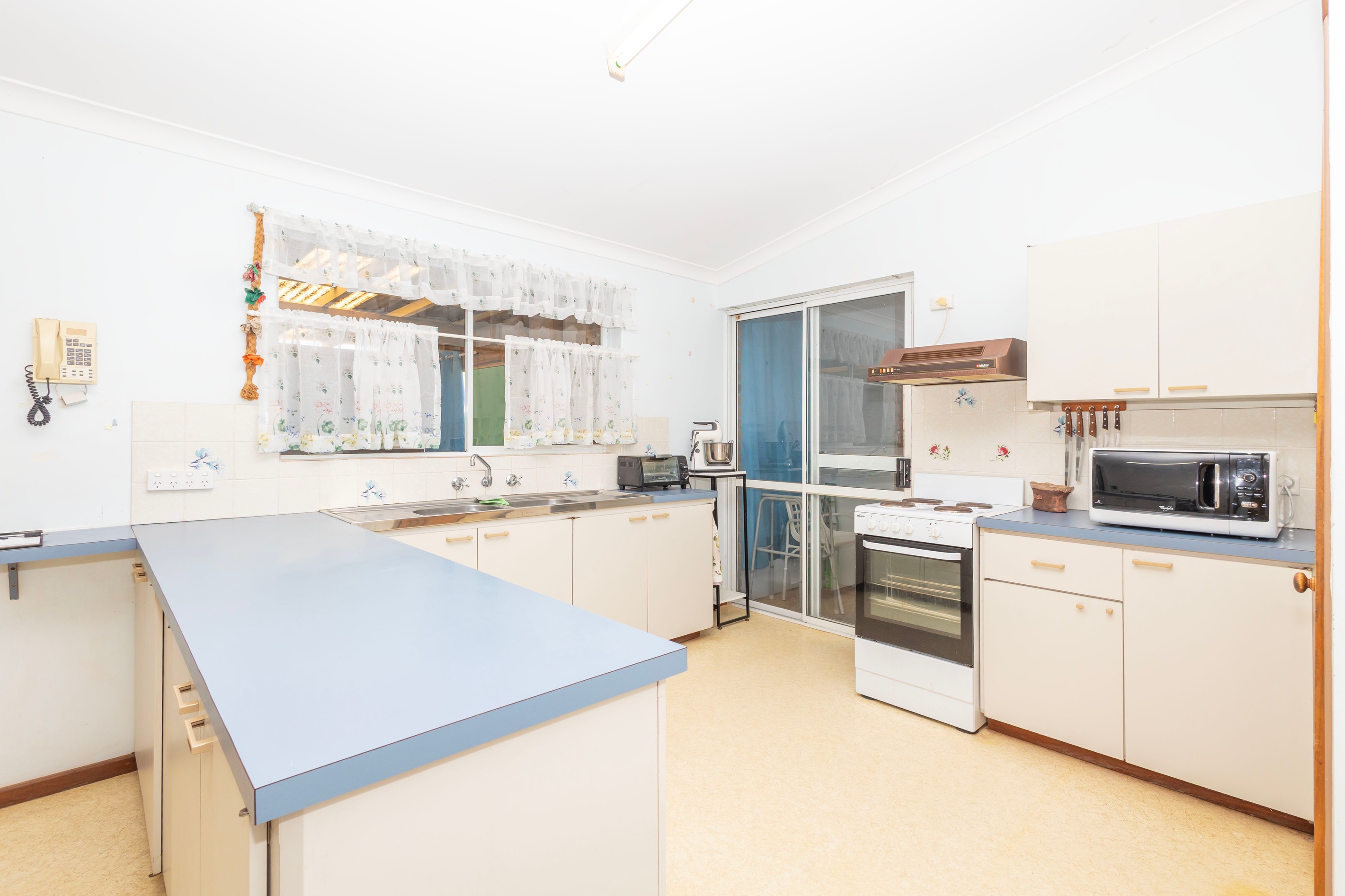 16 Valencia Road, Cervantes, WA 6511