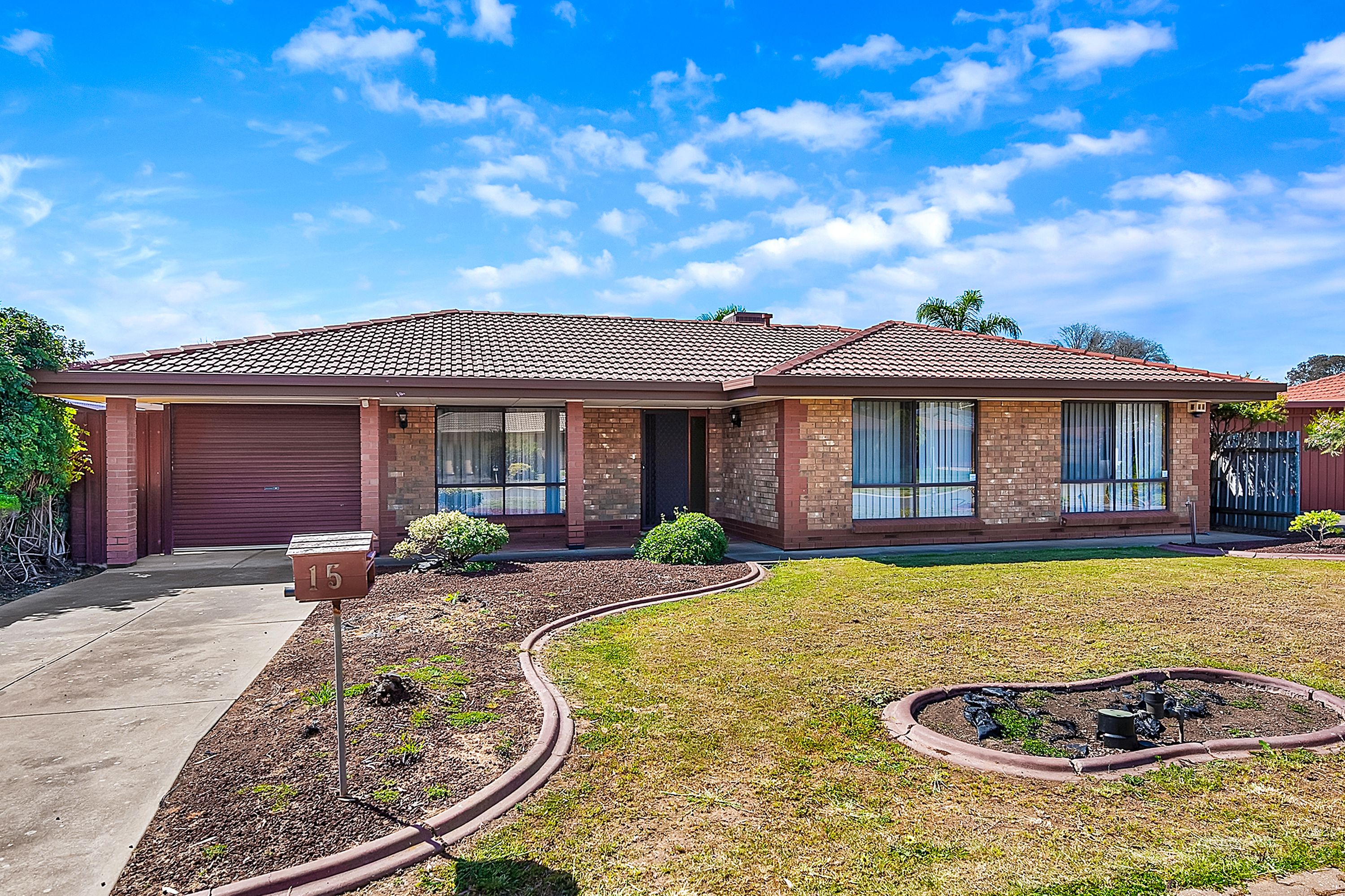 15 Bogota Crescent — photo from Ray White Salisbury