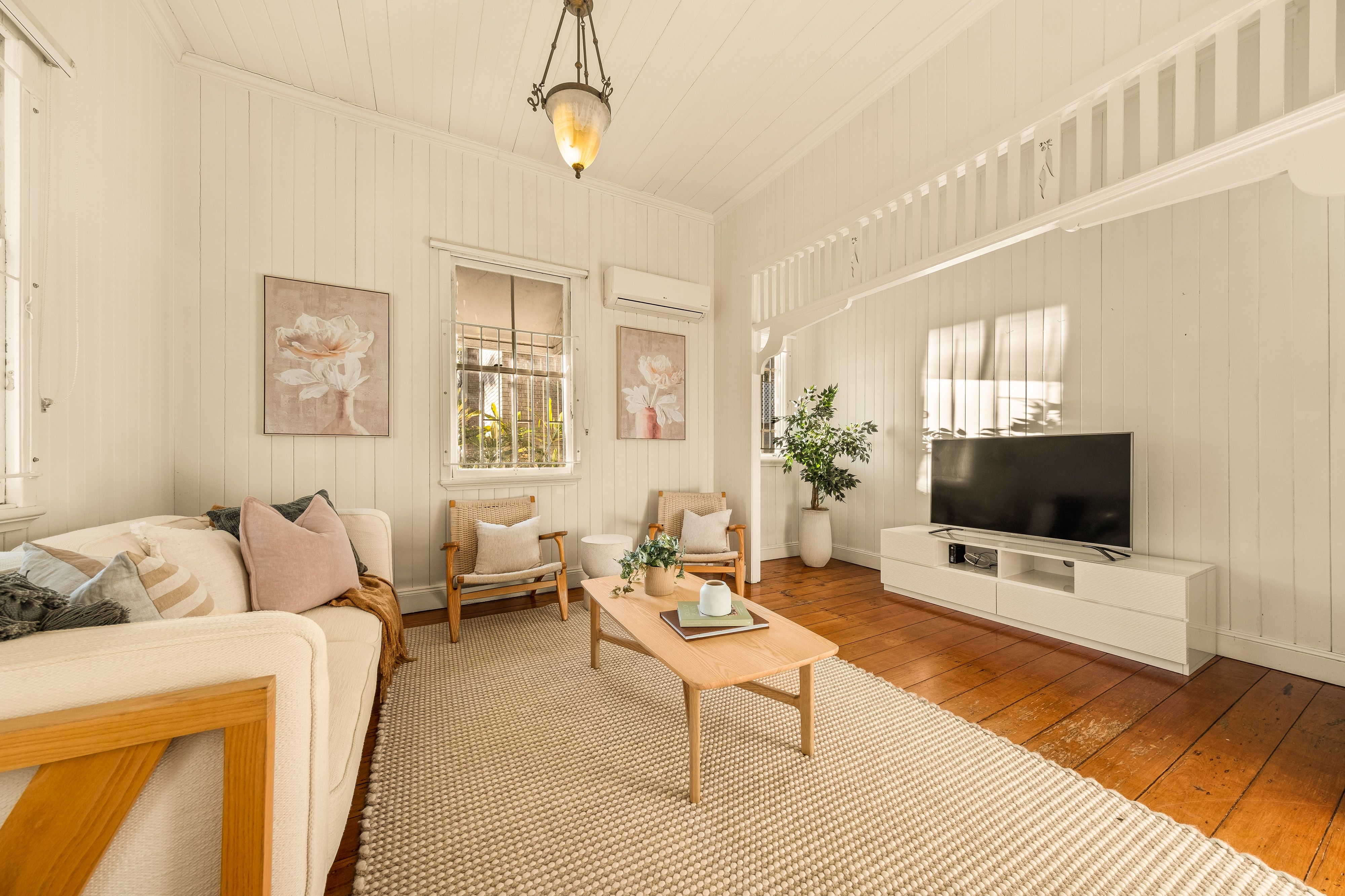 90 Lawson Street, Morningside, QLD 4170