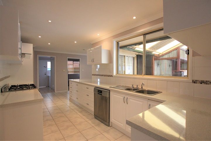 46 Charles Babbage Avenue, Currans Hill, NSW 2567