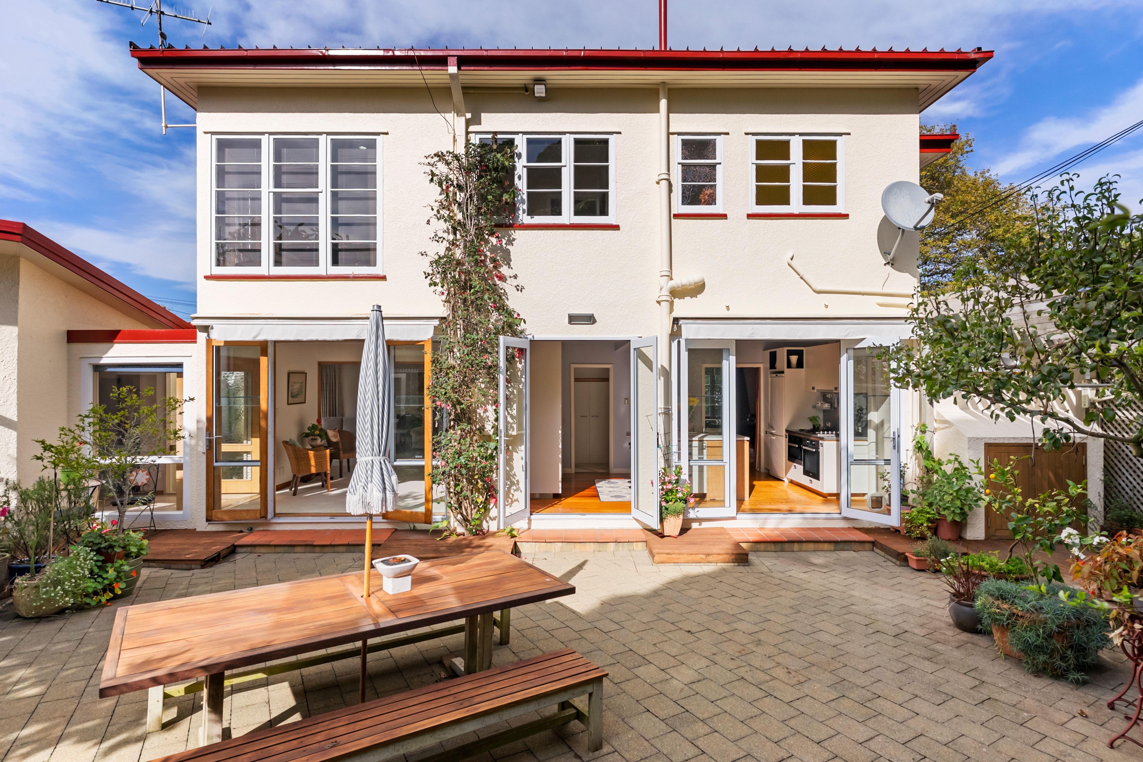 6 Darwin Street, Karori, Wellington City