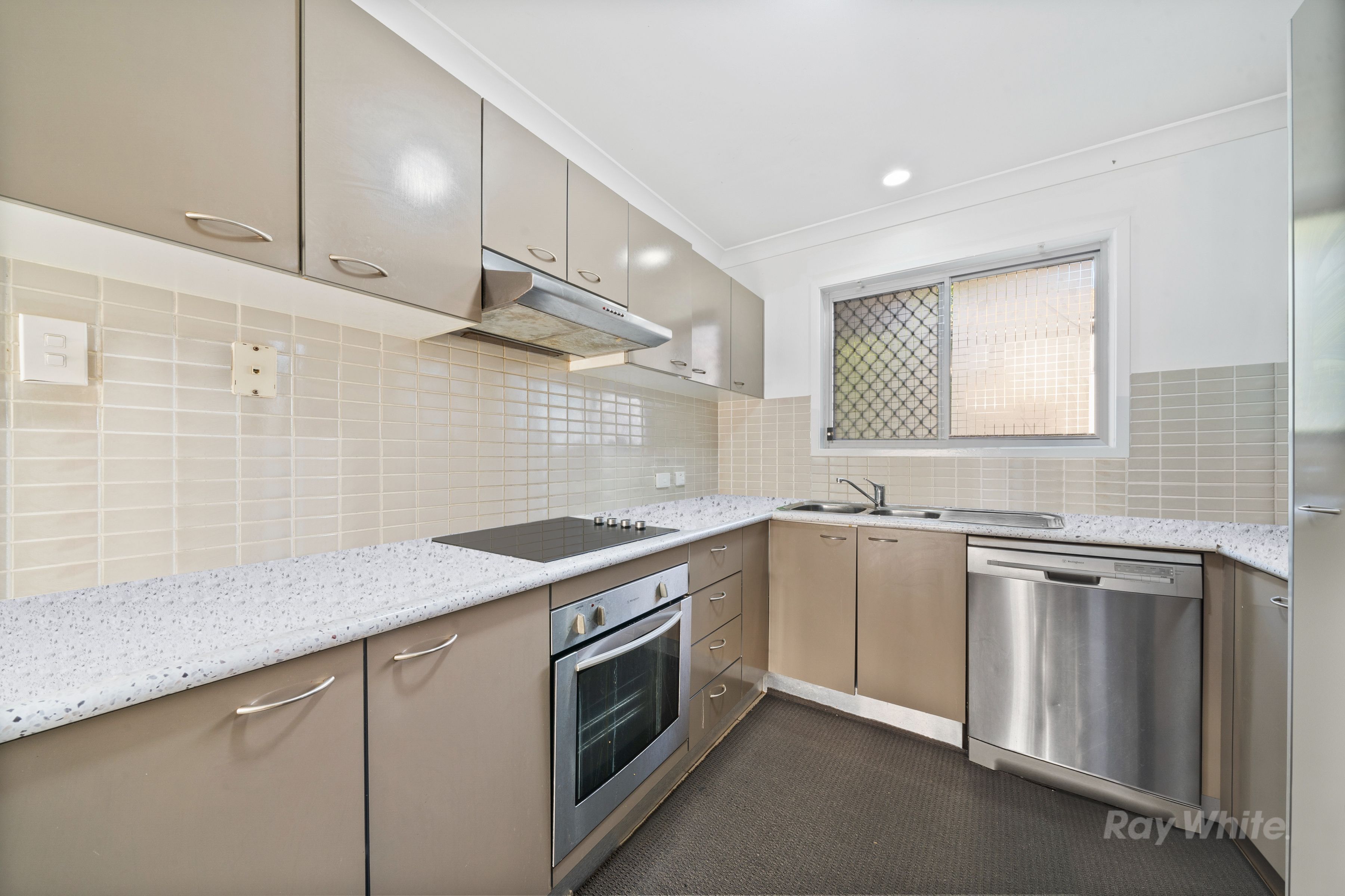 15/45-47 Defiance Road, Woodridge, QLD 4114