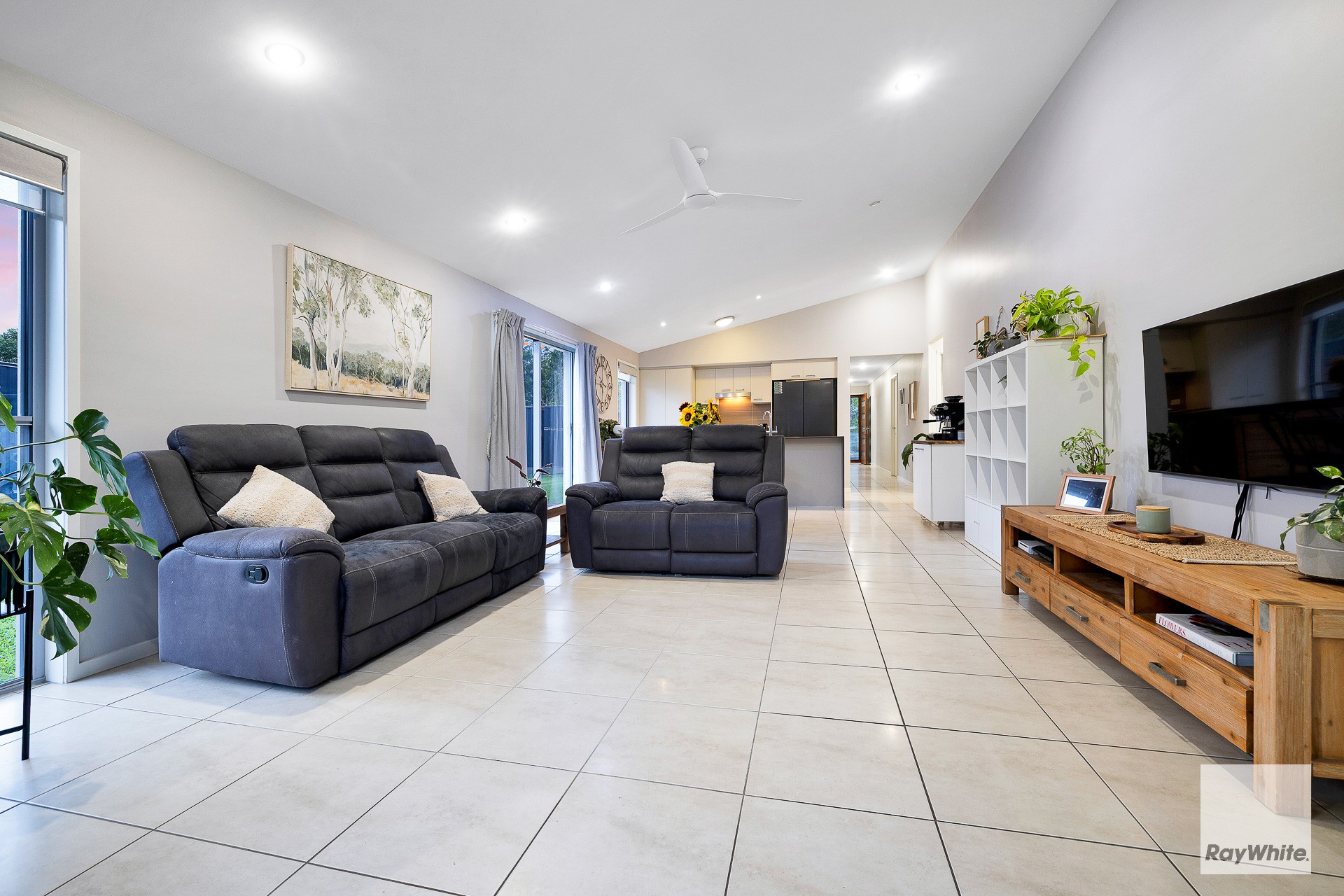 23 Hoop Pine Street, Mount Cotton, QLD 4165