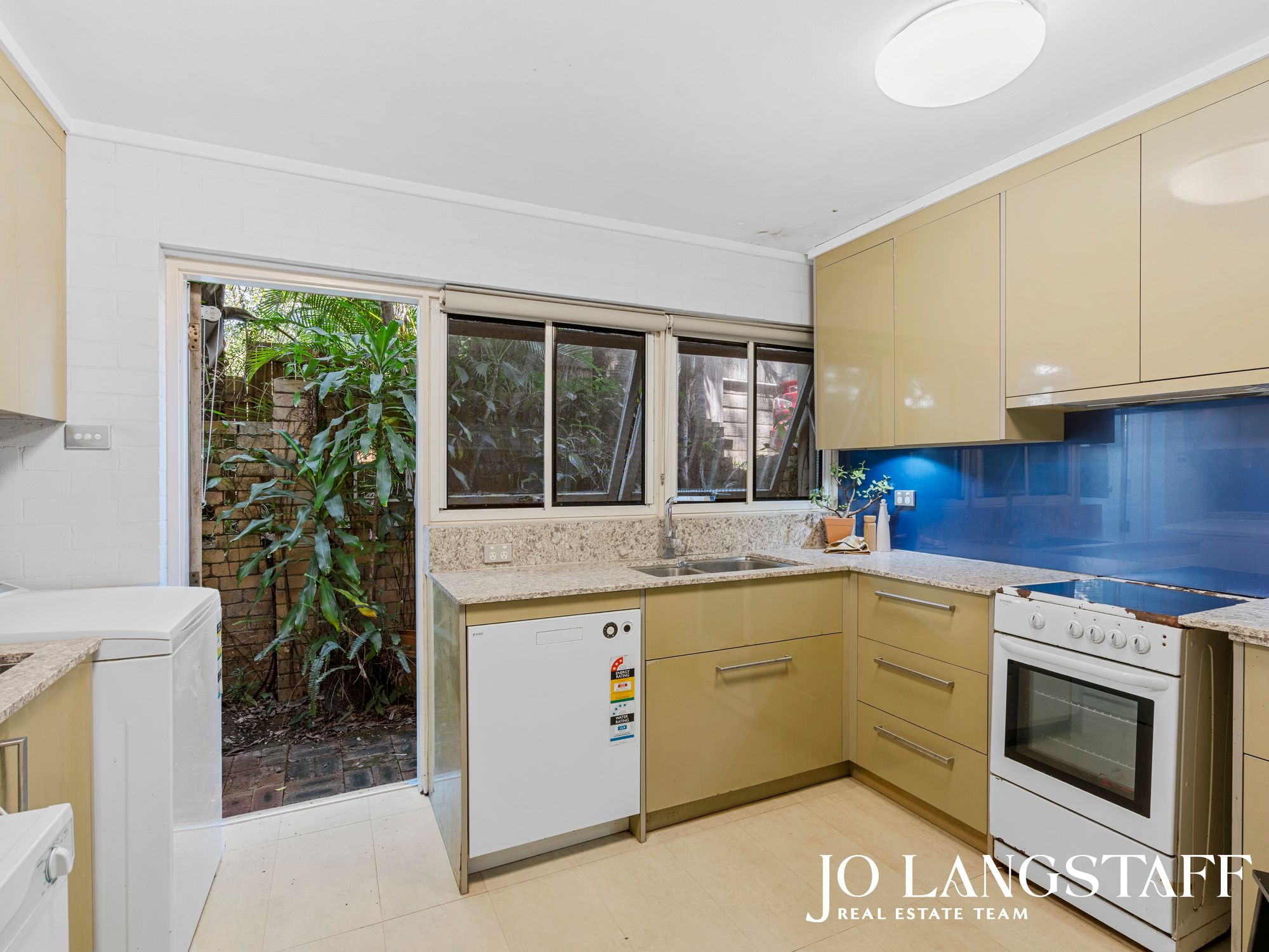 970 Moggill Road — photo 9 of 15