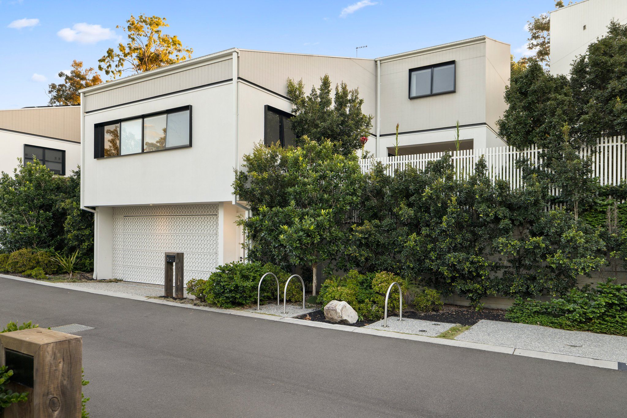 2 Brushbox Court, Chapel Hill QLD 4069