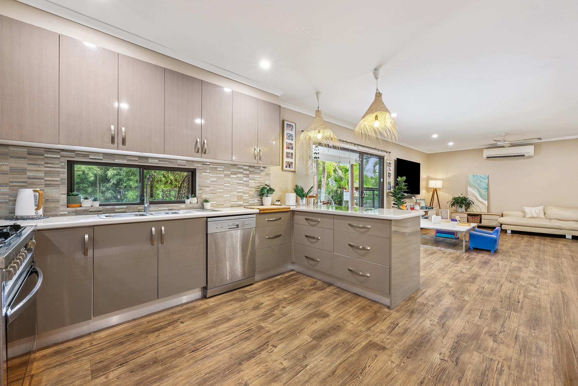 18 Navajo Road, Mudgeeraba, QLD 4213