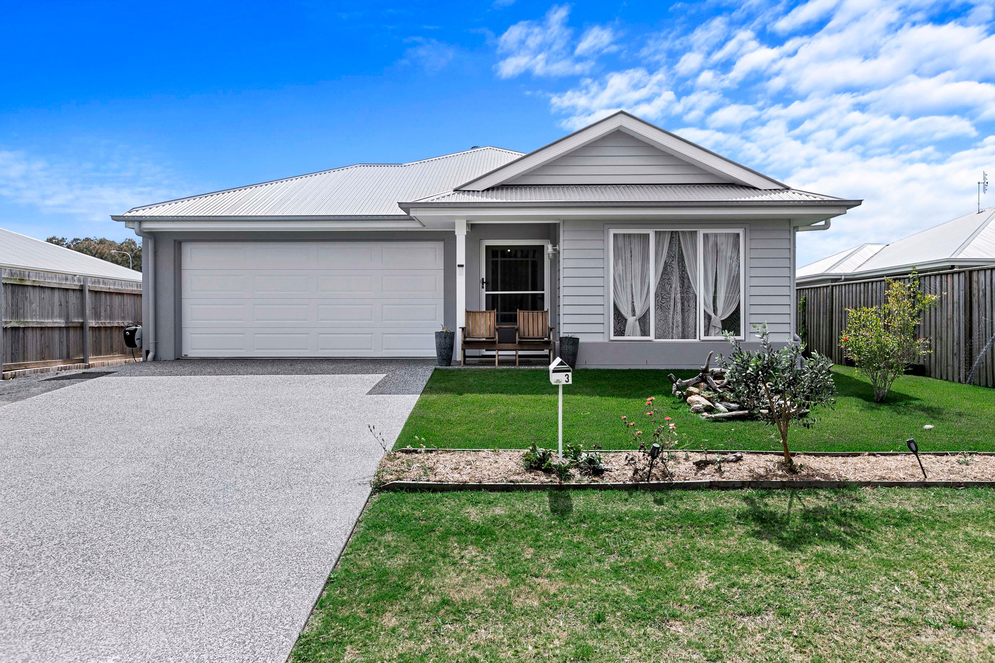 3 Echo Court, Eli Waters, QLD 4655