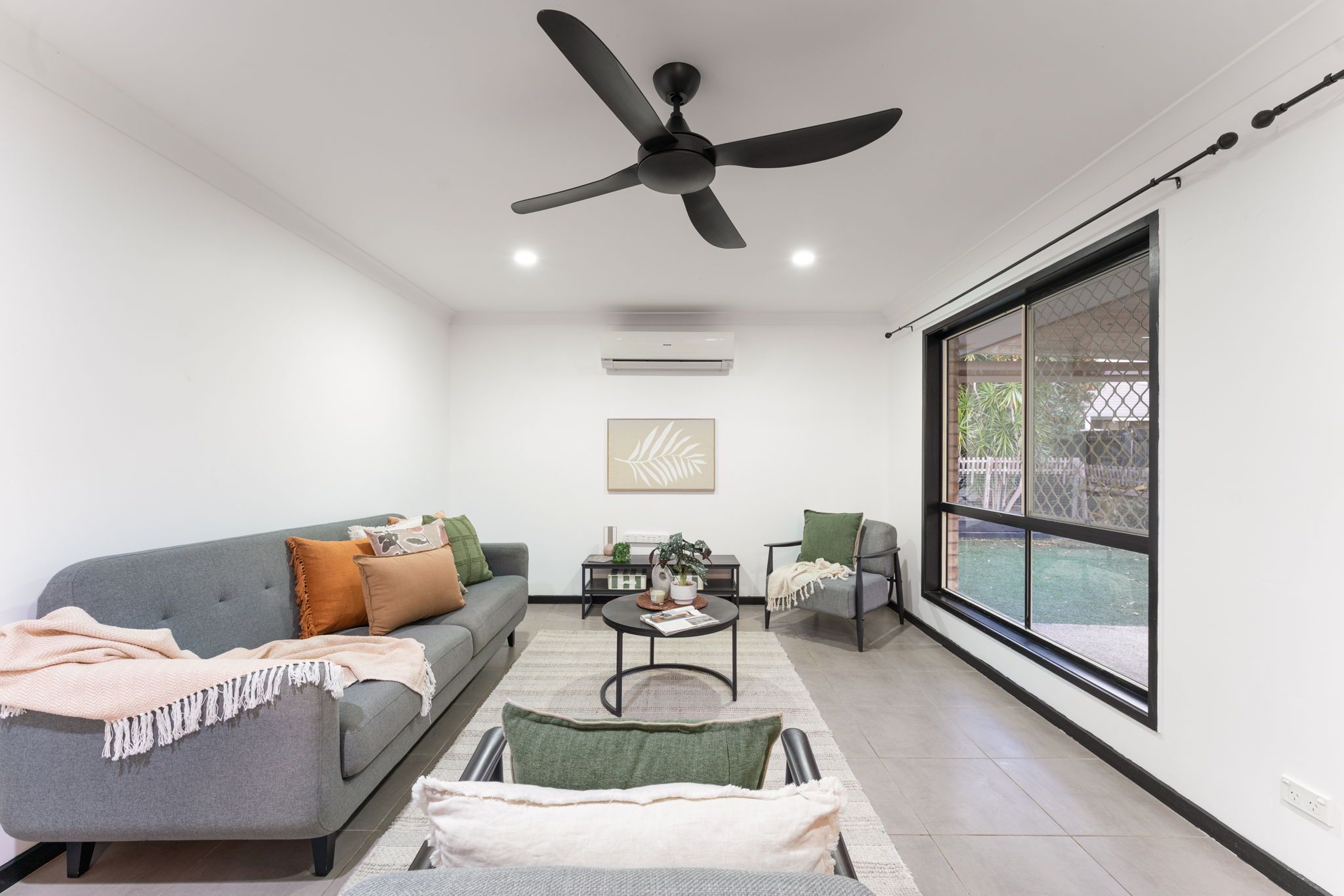 9 Chesan Court, Crestmead, QLD 4132