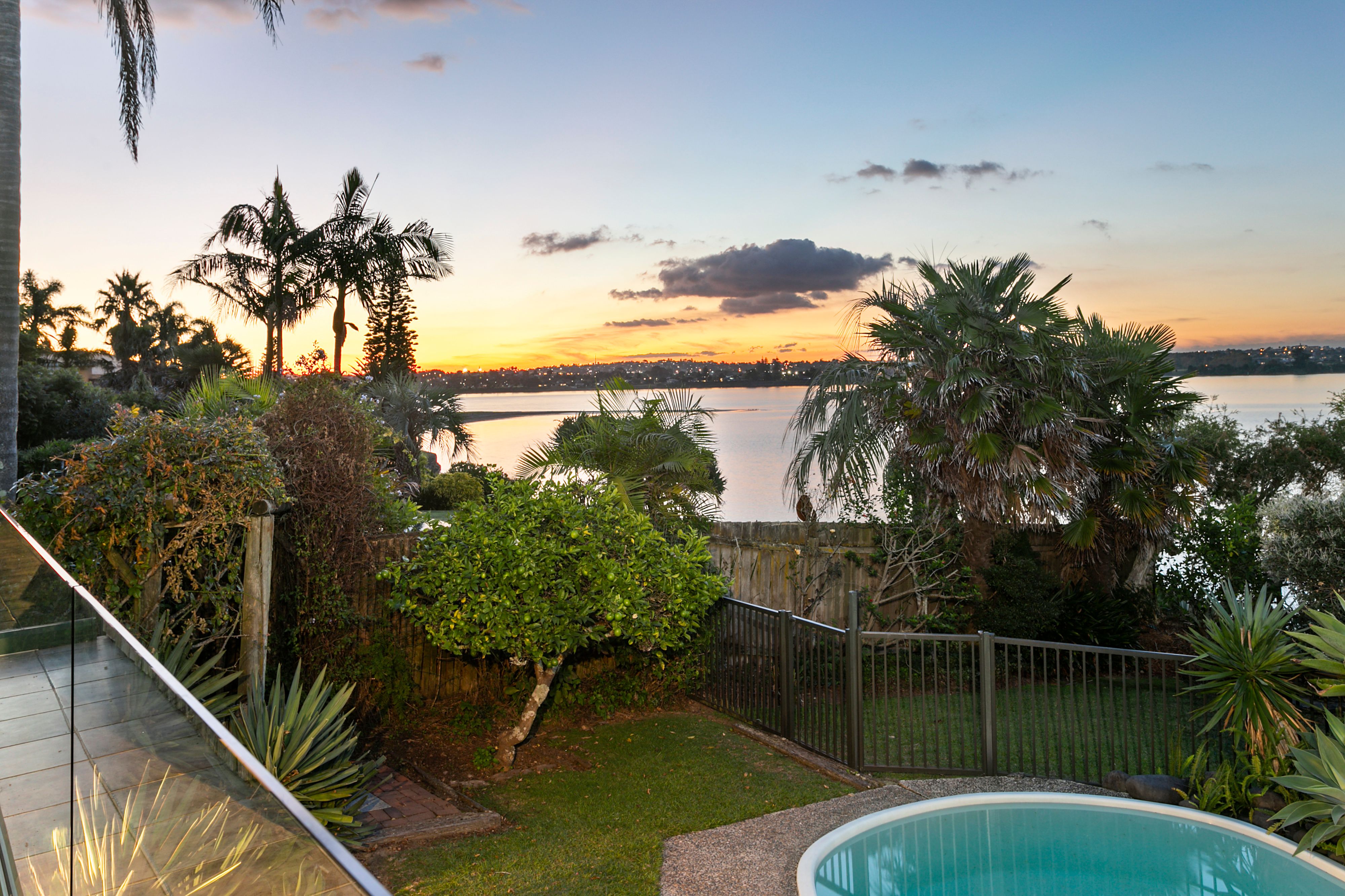 1/62 Bramley Drive, Farm Cove, Manukau City