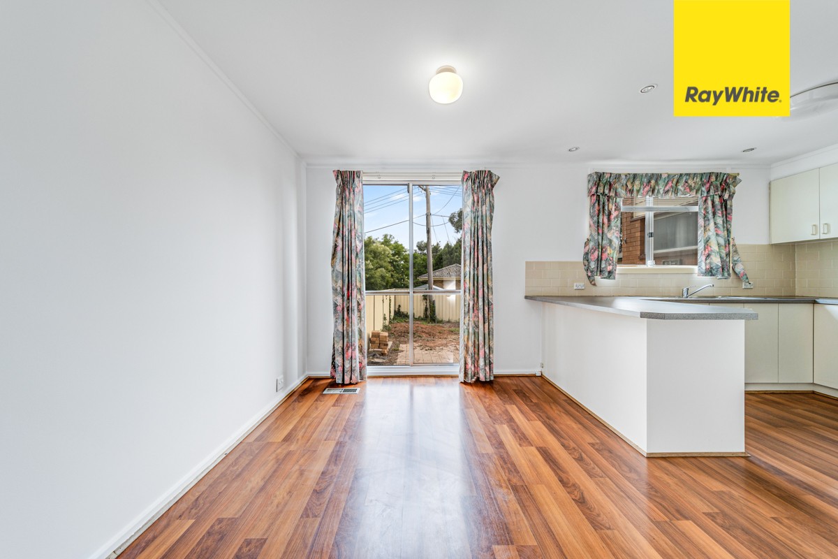 8 Grigson Place, Macgregor, ACT 2615