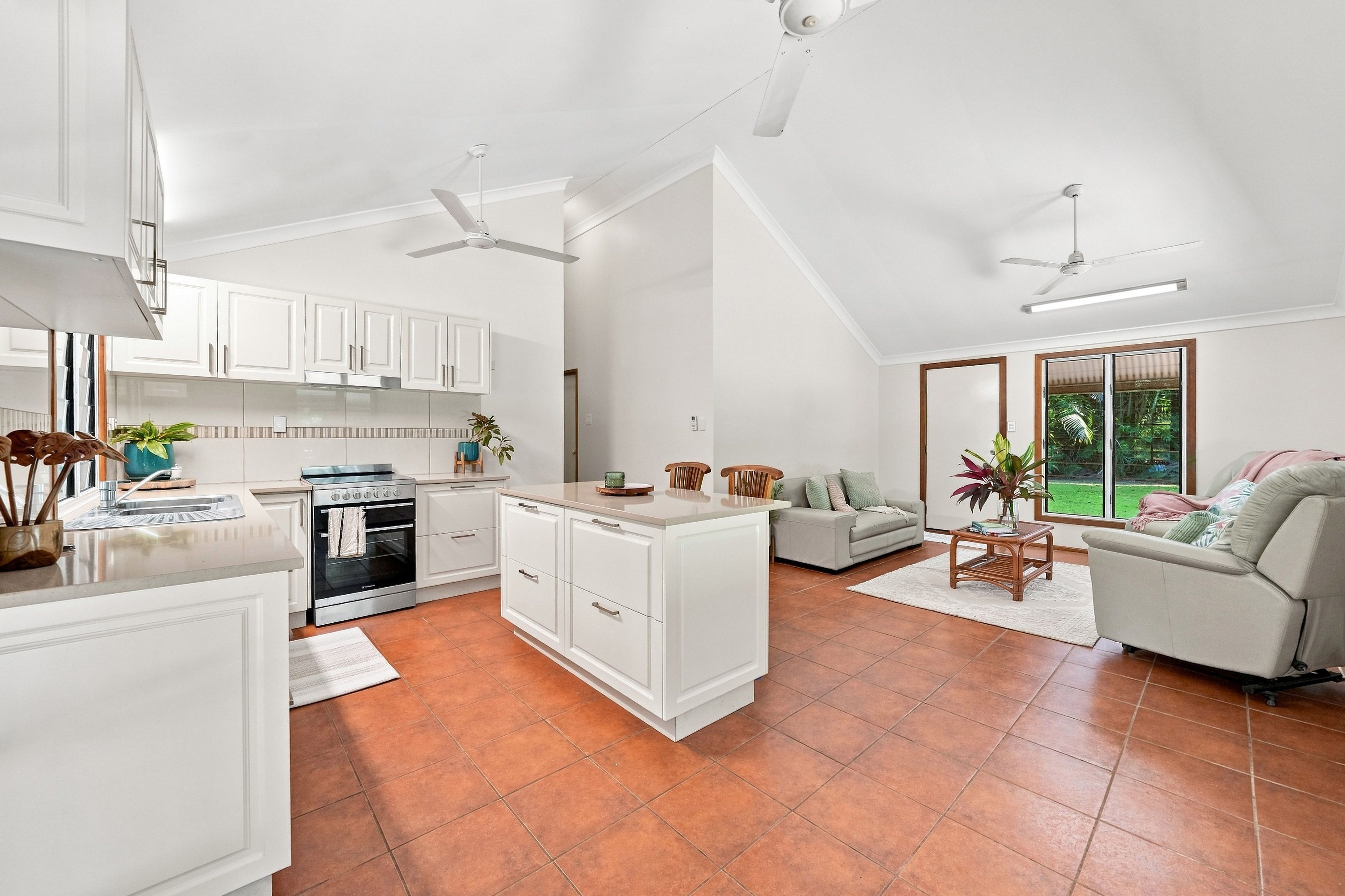 25 Gamba Road — photo 3 of 30