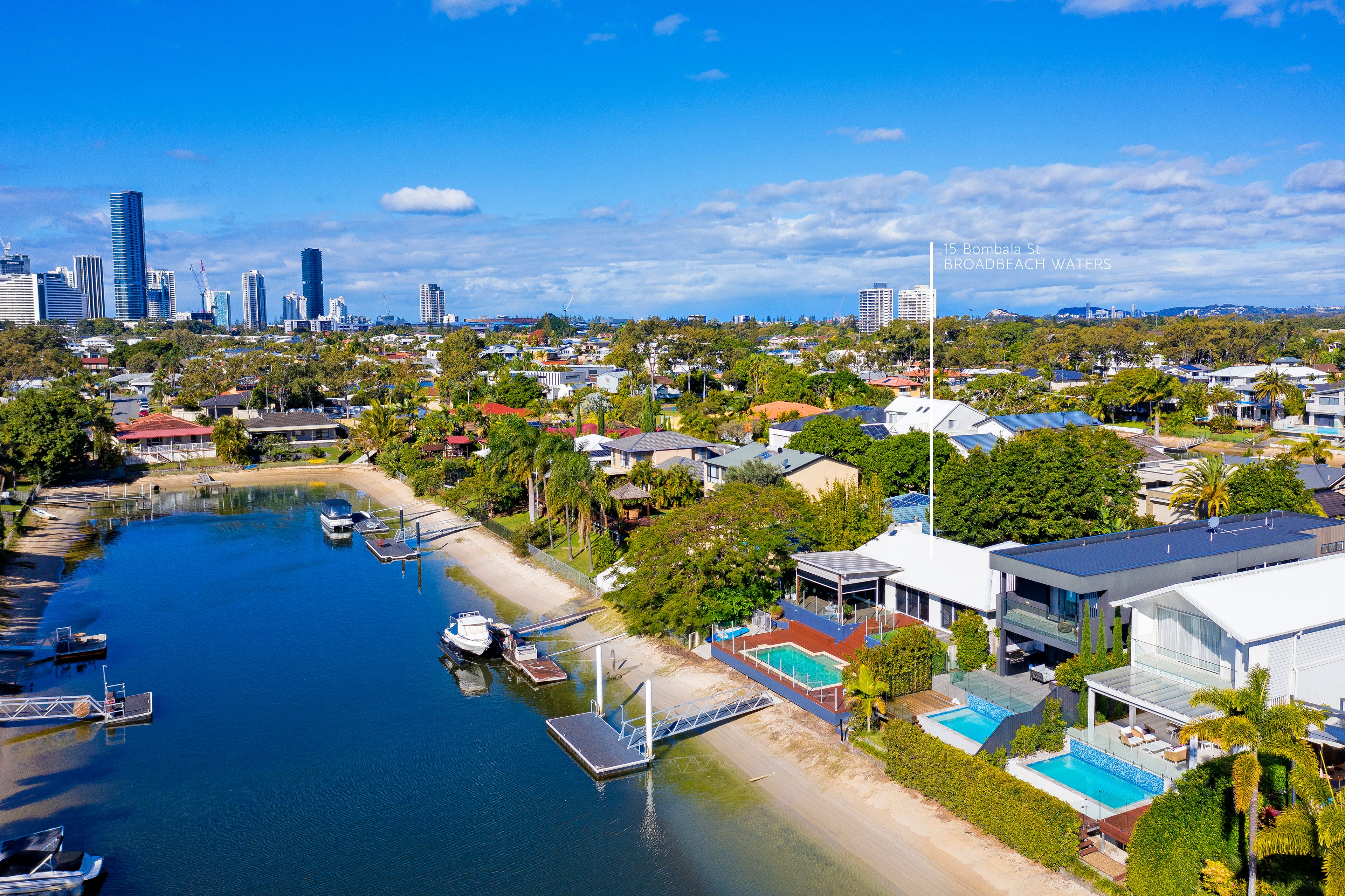 15 Bombala Street, Broadbeach Waters, QLD 4218