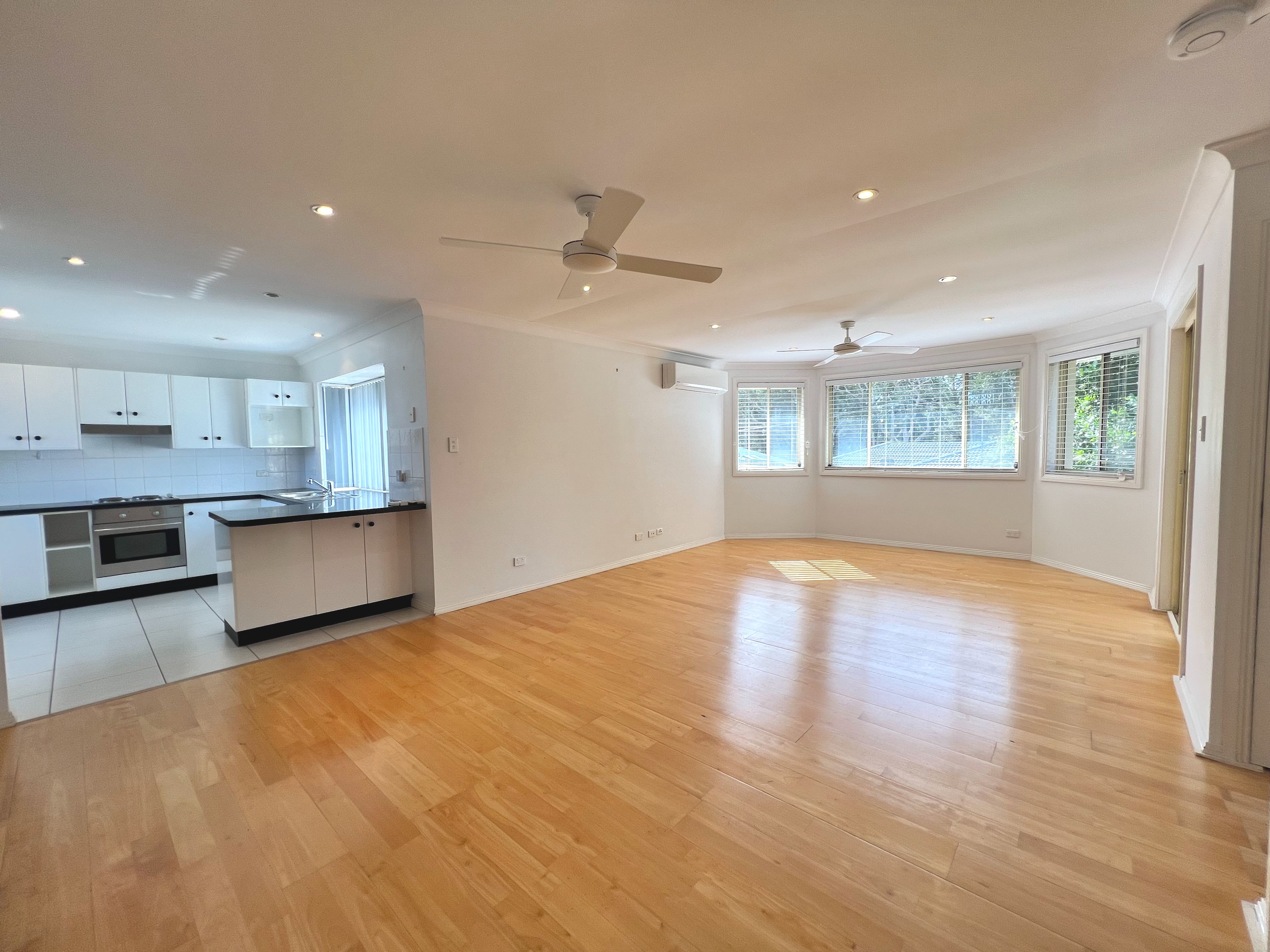 3/2-4 Lake Street, Budgewoi, NSW 2262