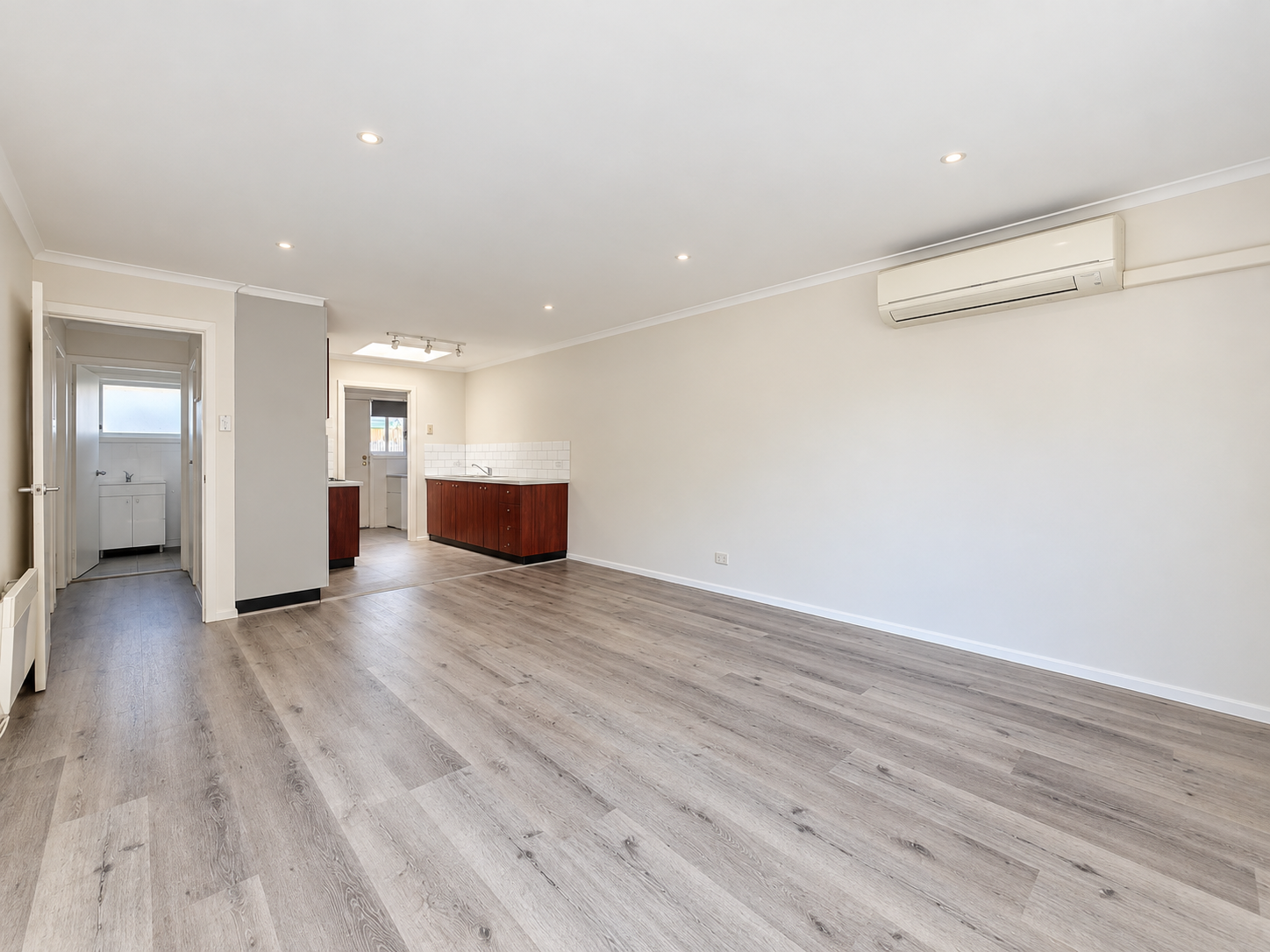 2/7 Golf Links Avenue, Oakleigh, VIC 3166