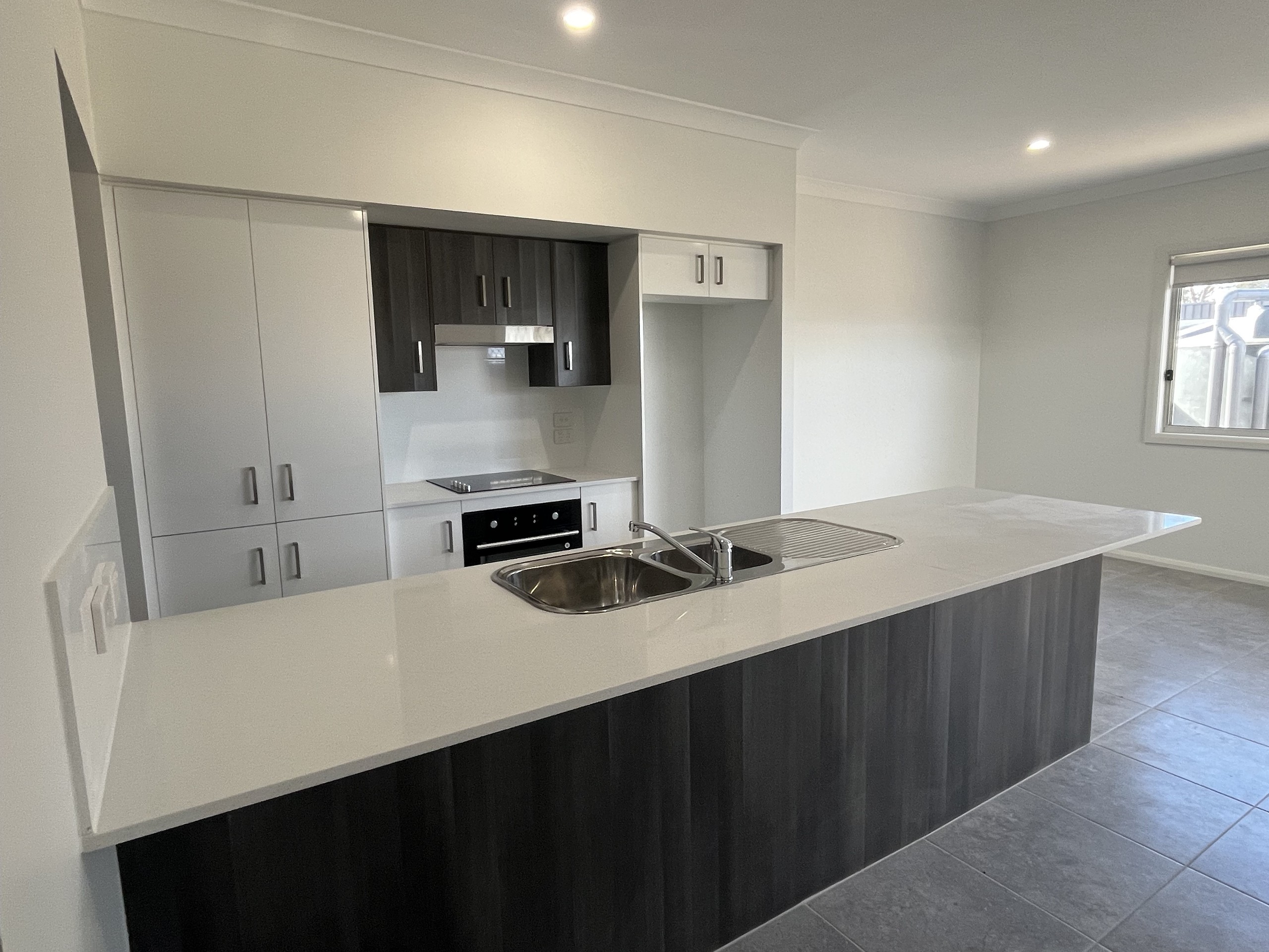 2/39 Bonneville Boulevard, Goulburn, NSW 2580