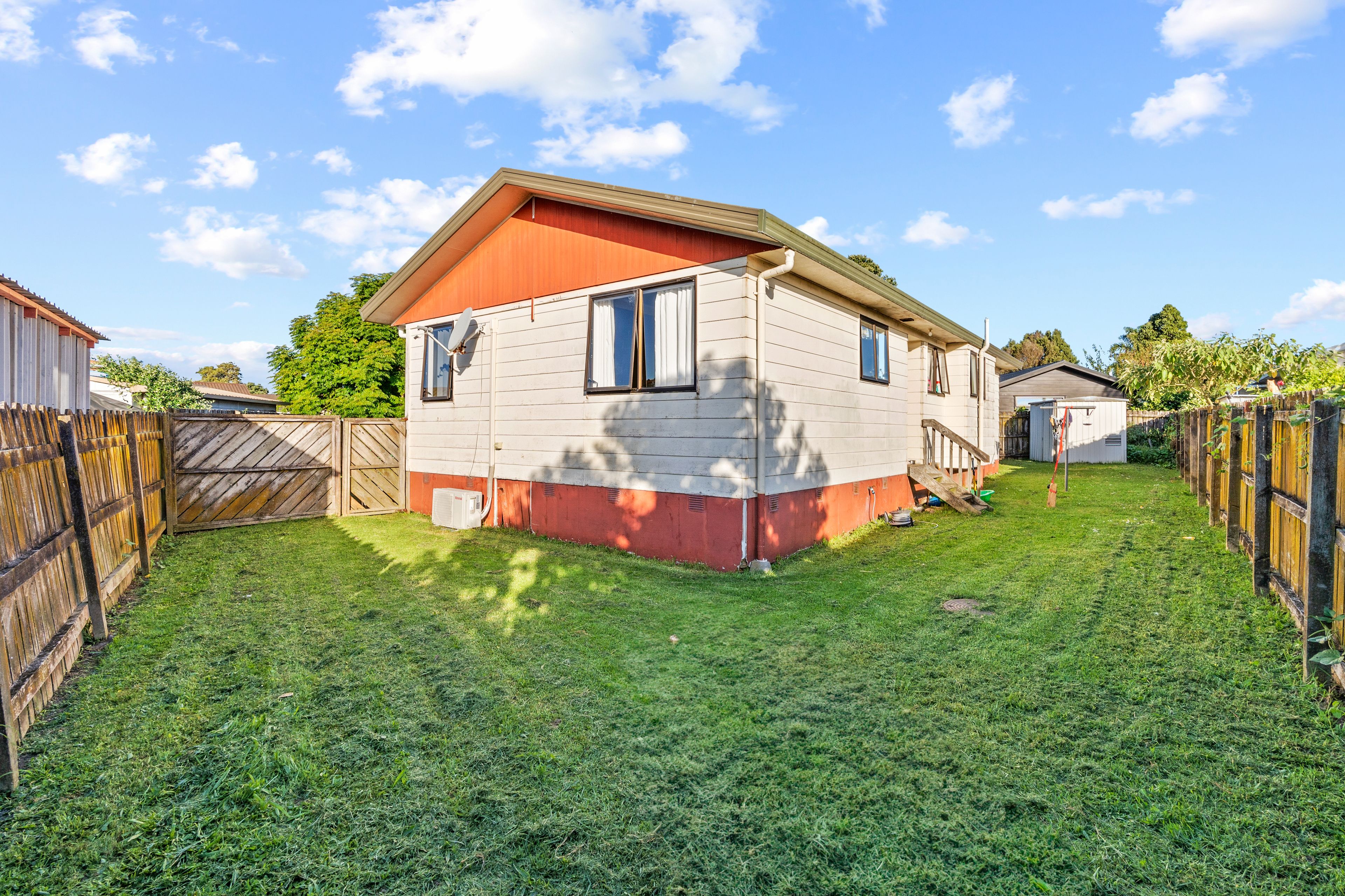 1/10 Etherton Drive, Clendon Park, Manukau City