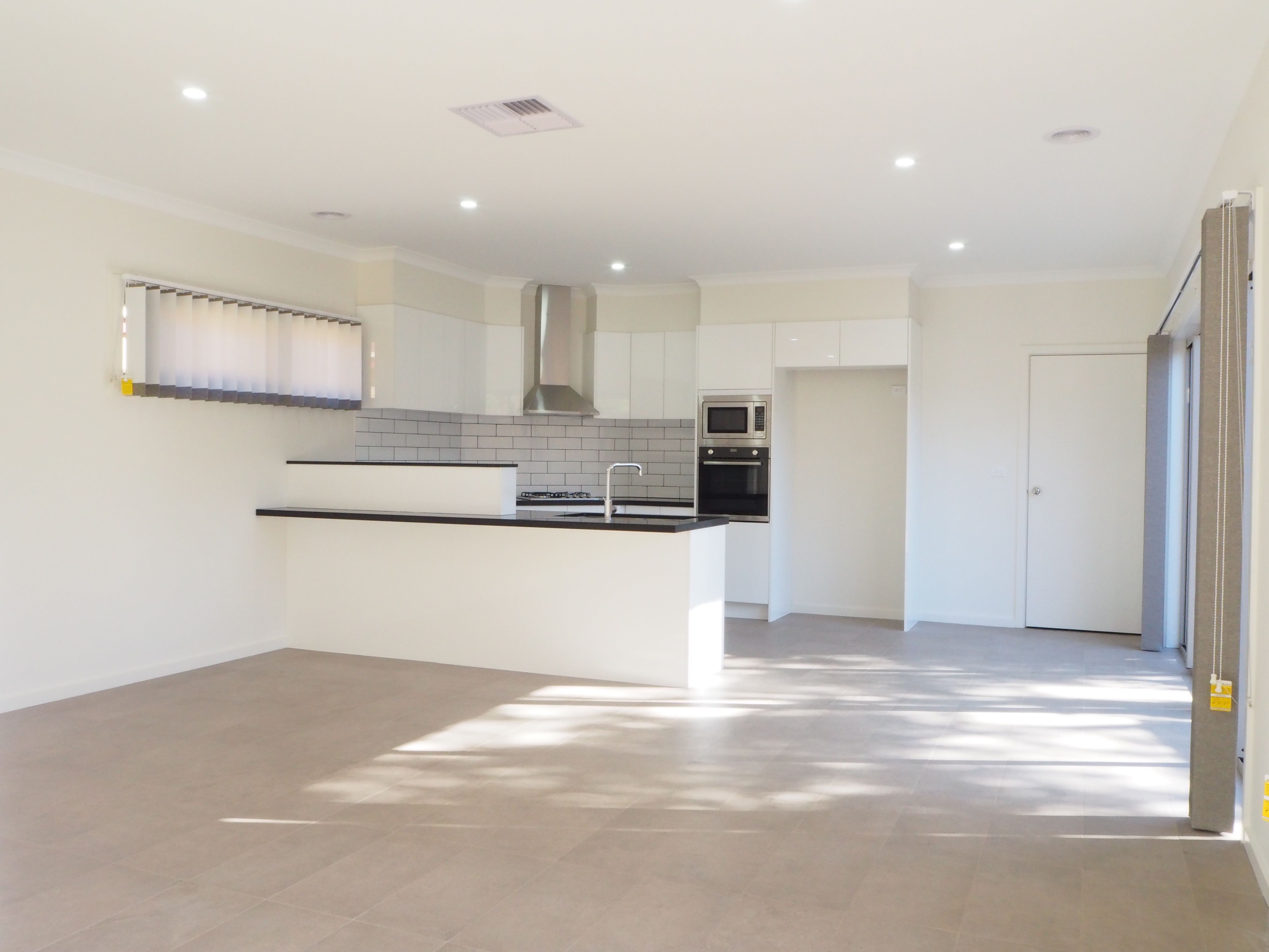 1/11 Carrol Street, Reservoir, VIC 3073