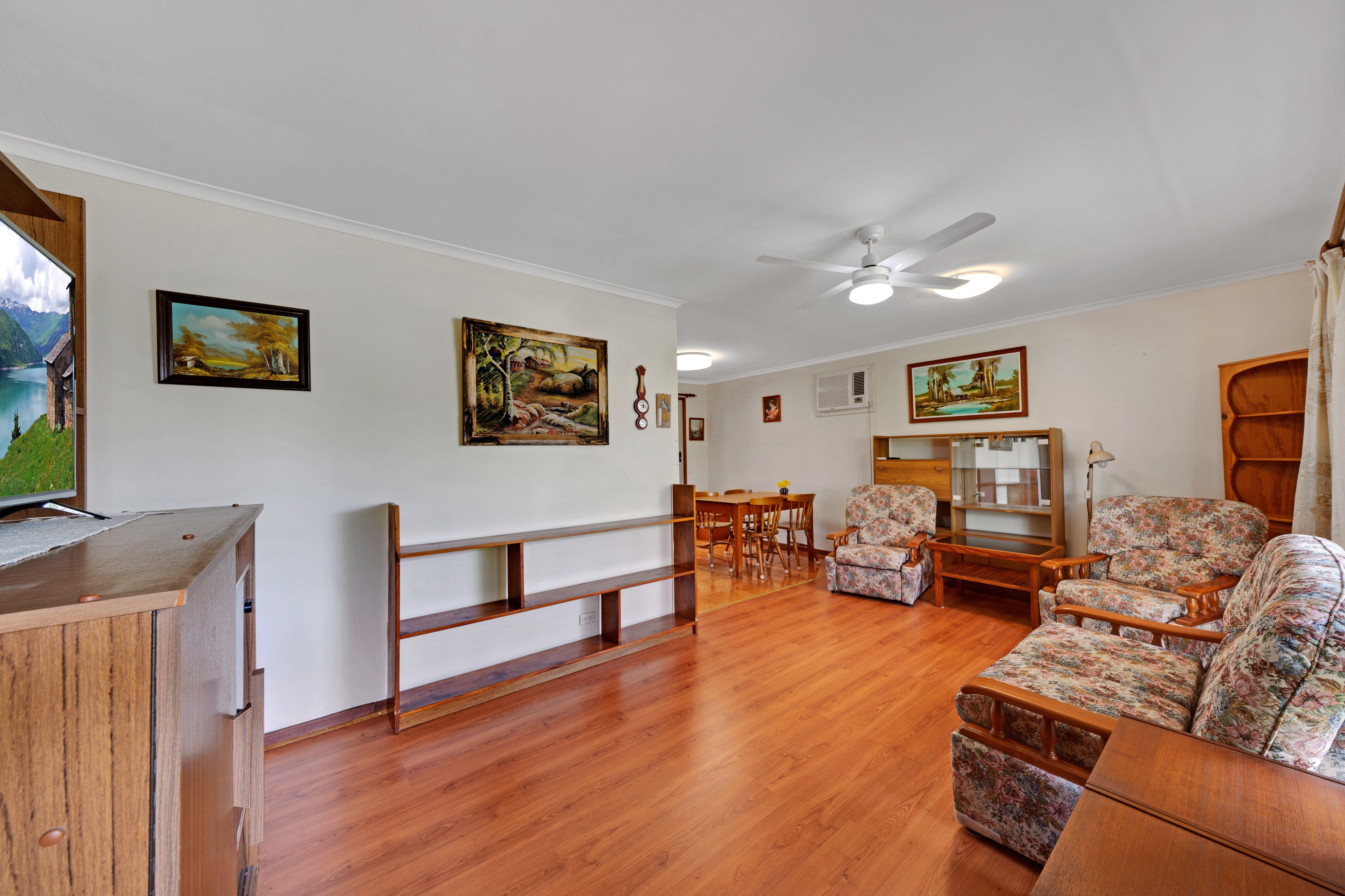 68 Waratah Drive, Crestmead, QLD 4132