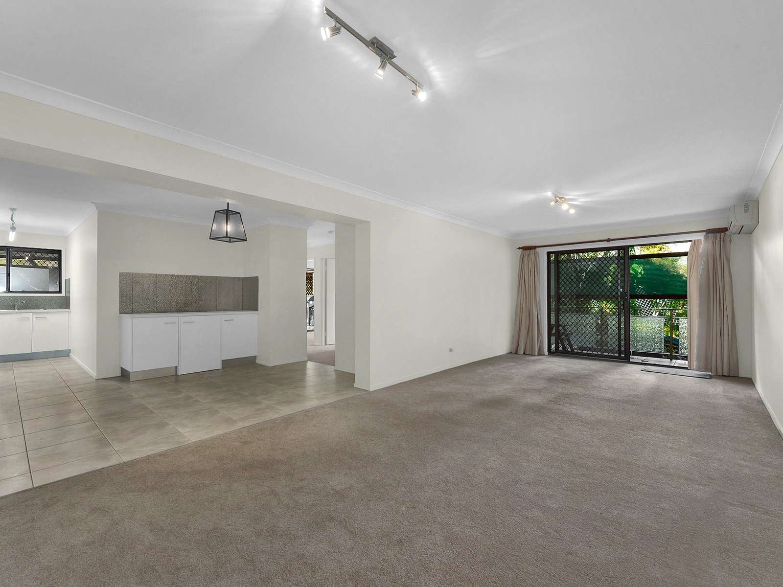 4/24A Crescent Road, Hamilton, QLD 4007
