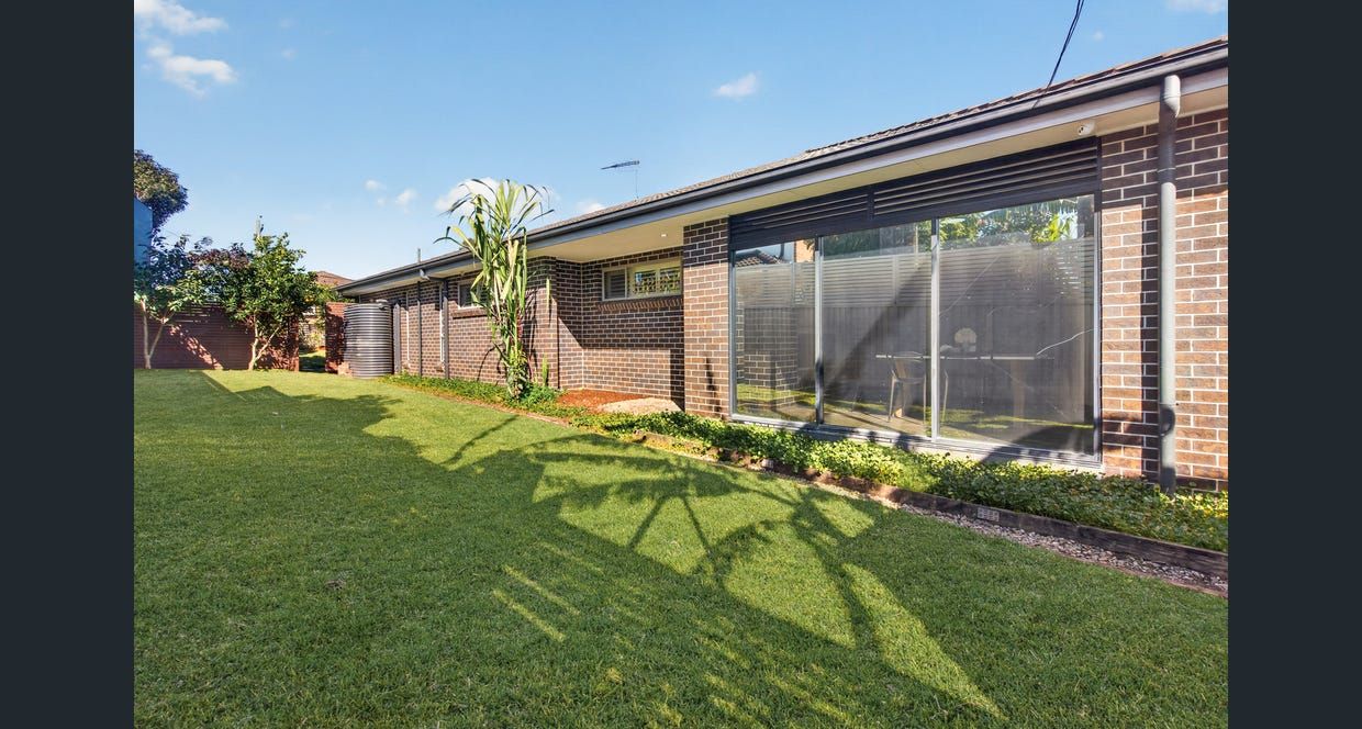 174 Girraween Road — photo 14 of 19