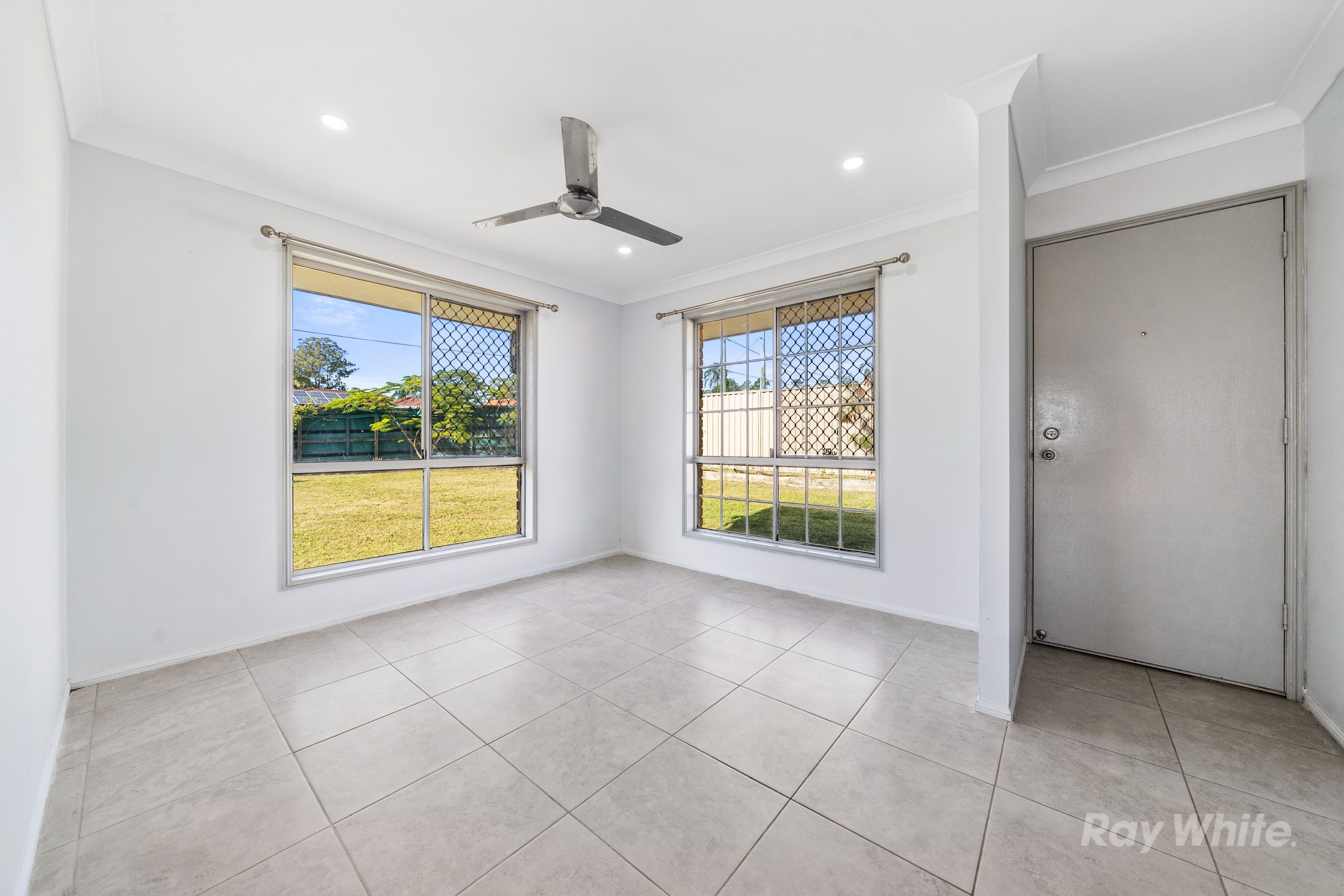 1 Julius Court, Marsden, QLD 4132