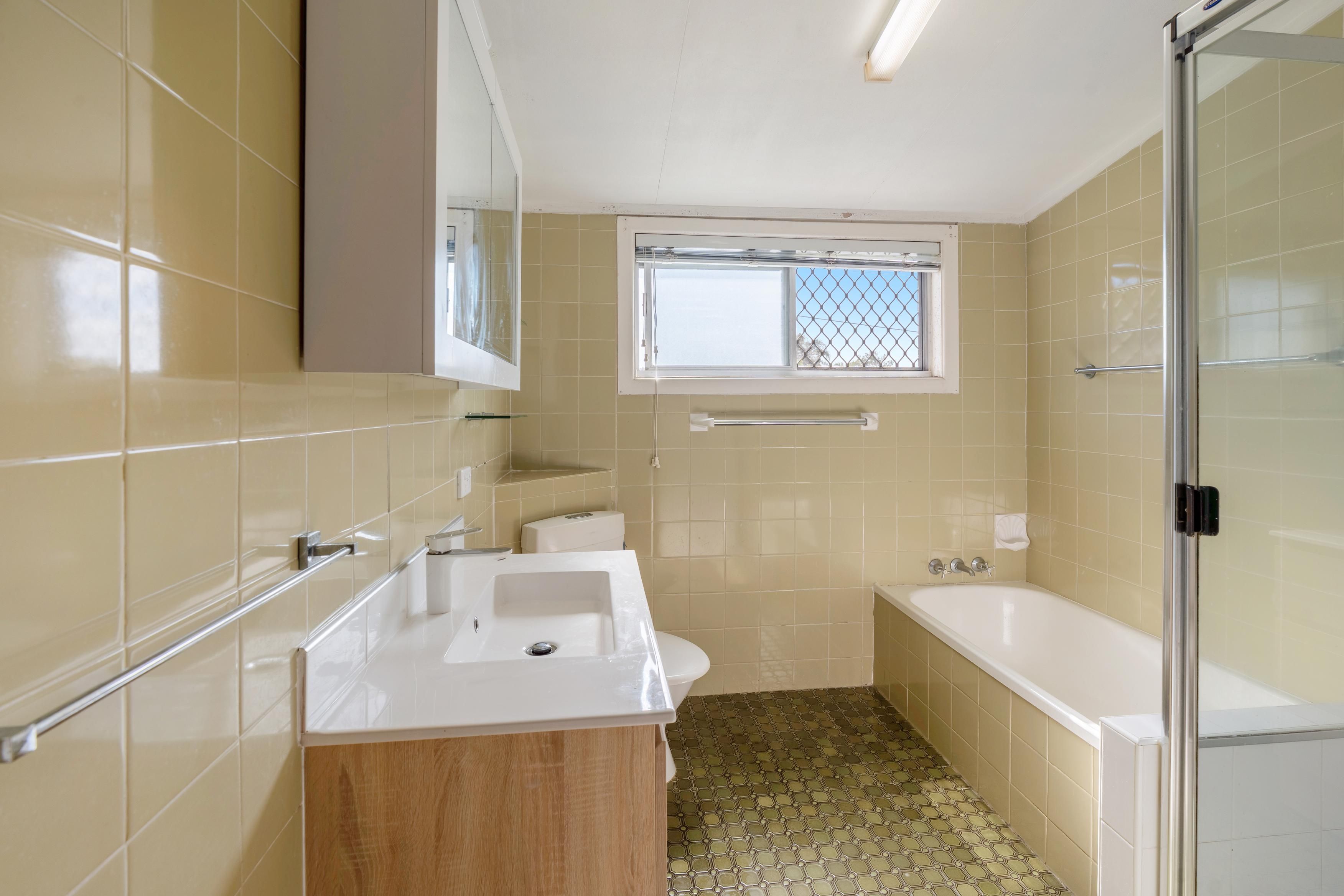 39 Eureka Street — photo 7 of 16