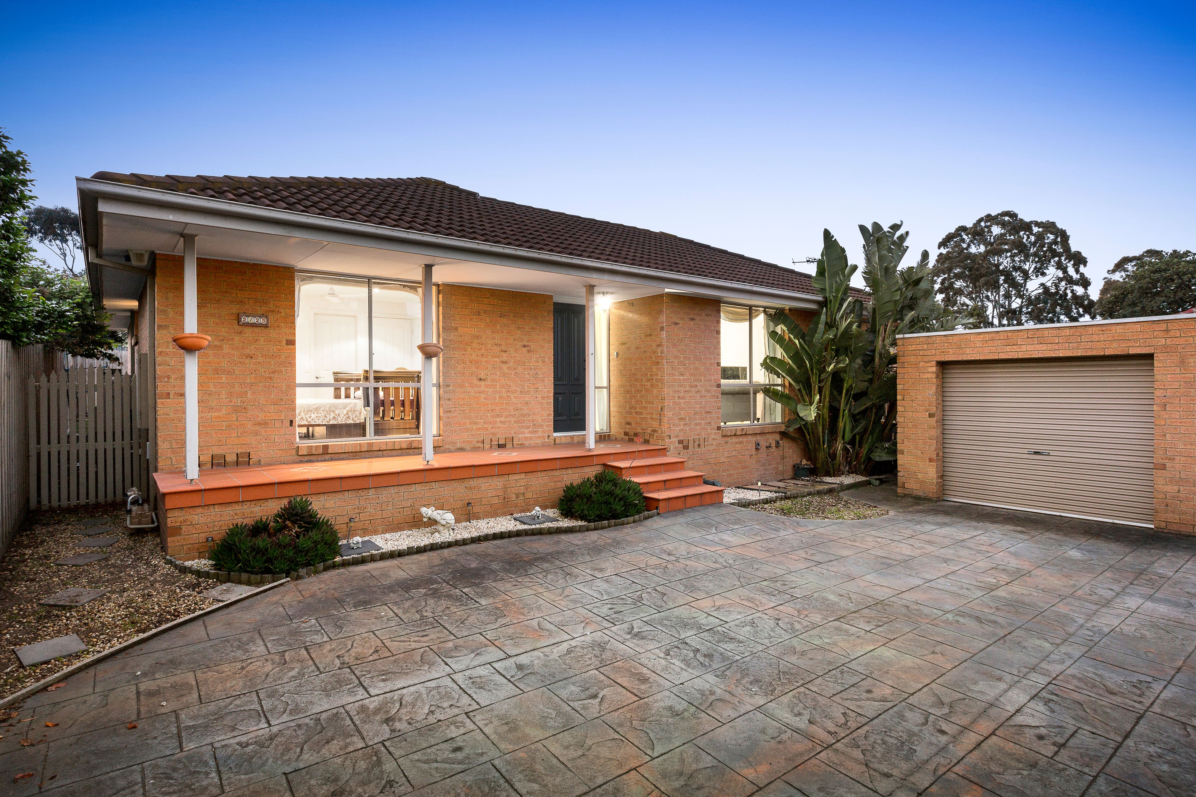 2/25 Leonie Avenue, Mount Waverley, VIC 3149