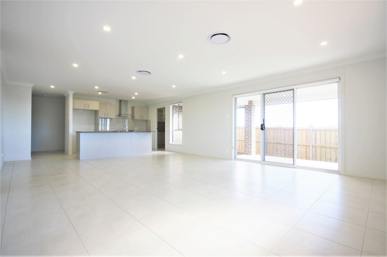 51 Bluebell Crescent, Spring Farm, NSW 2570