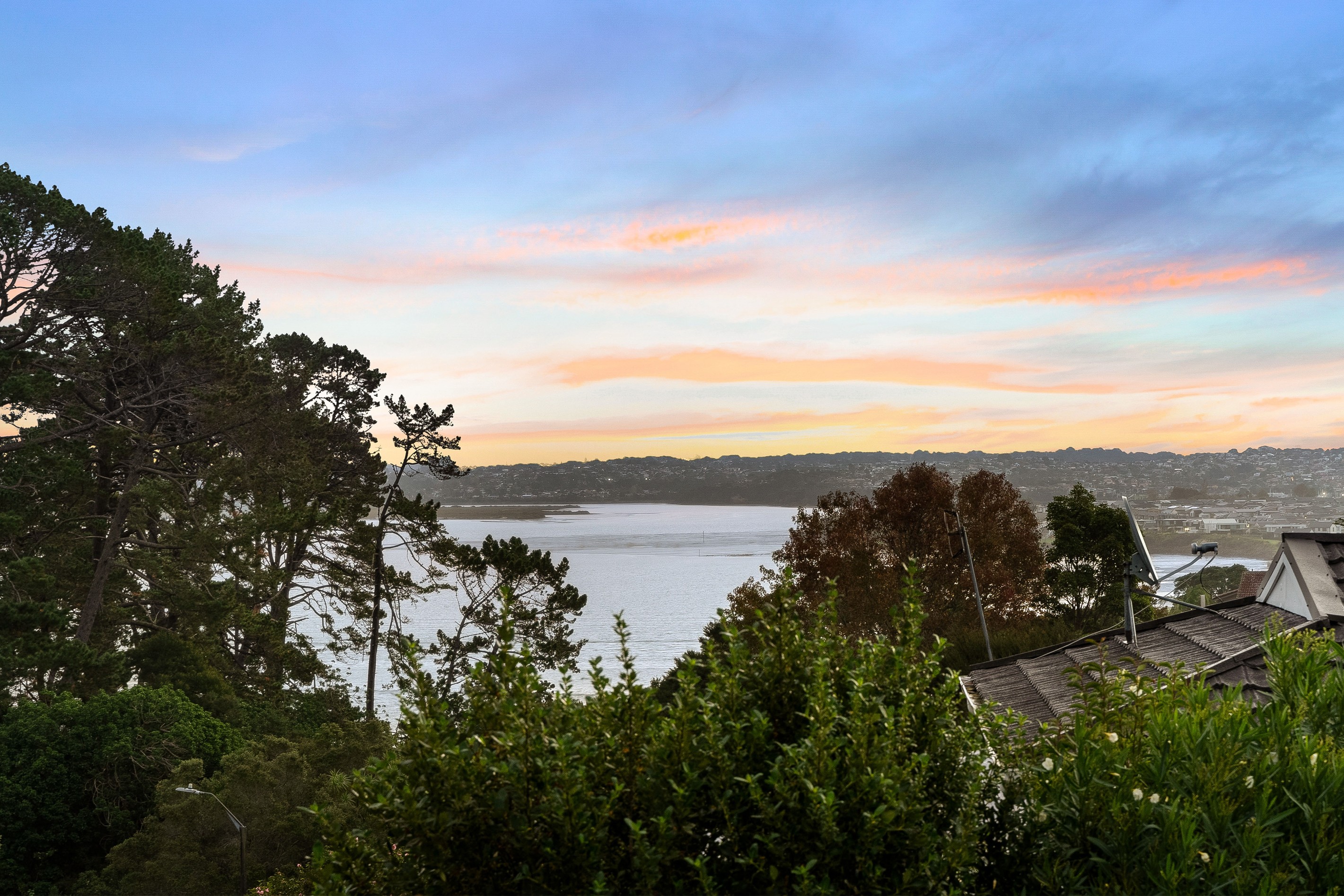 9 Sispara Place, Beach Haven, North Shore City