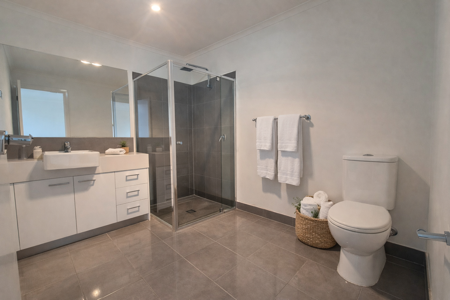 Room 6/13 Mumm Street — photo 3 of 3