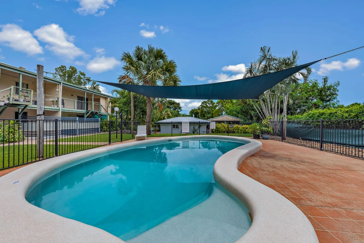 2/6 Saint Martins Lane, Cannonvale, QLD 4802