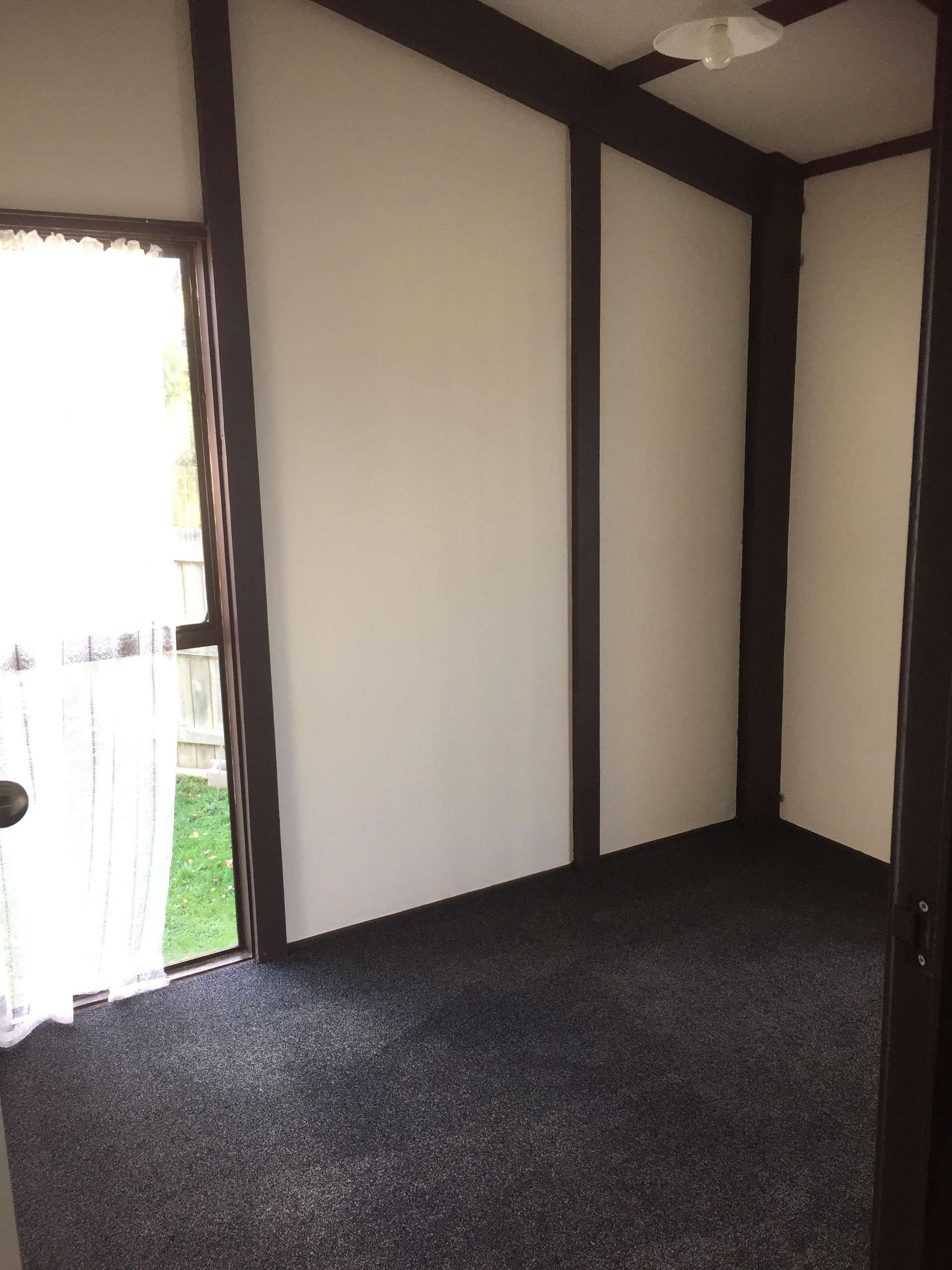 23A Alastair Avenue photo 6