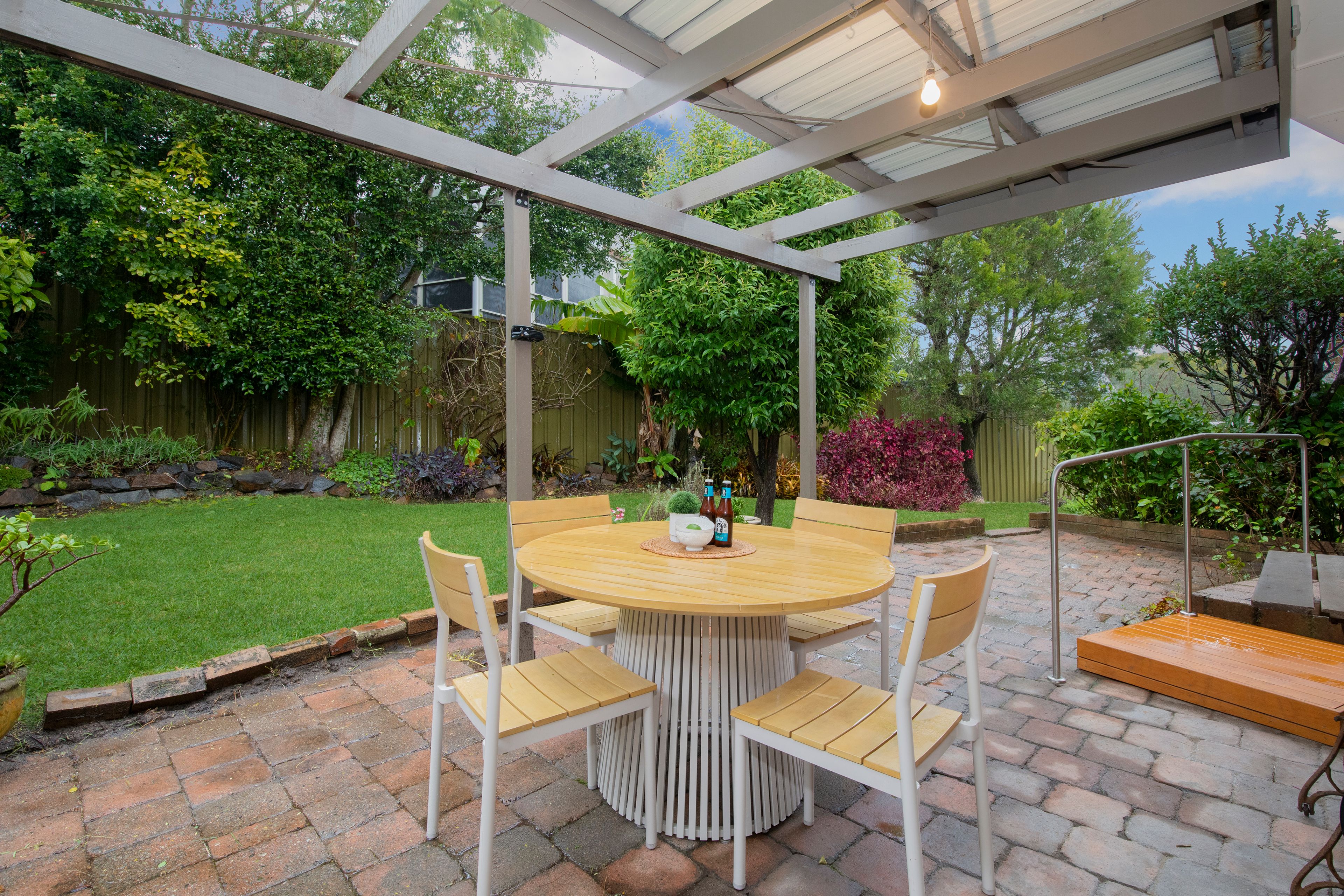 2 Currawong Road, New Lambton Heights, NSW 2305