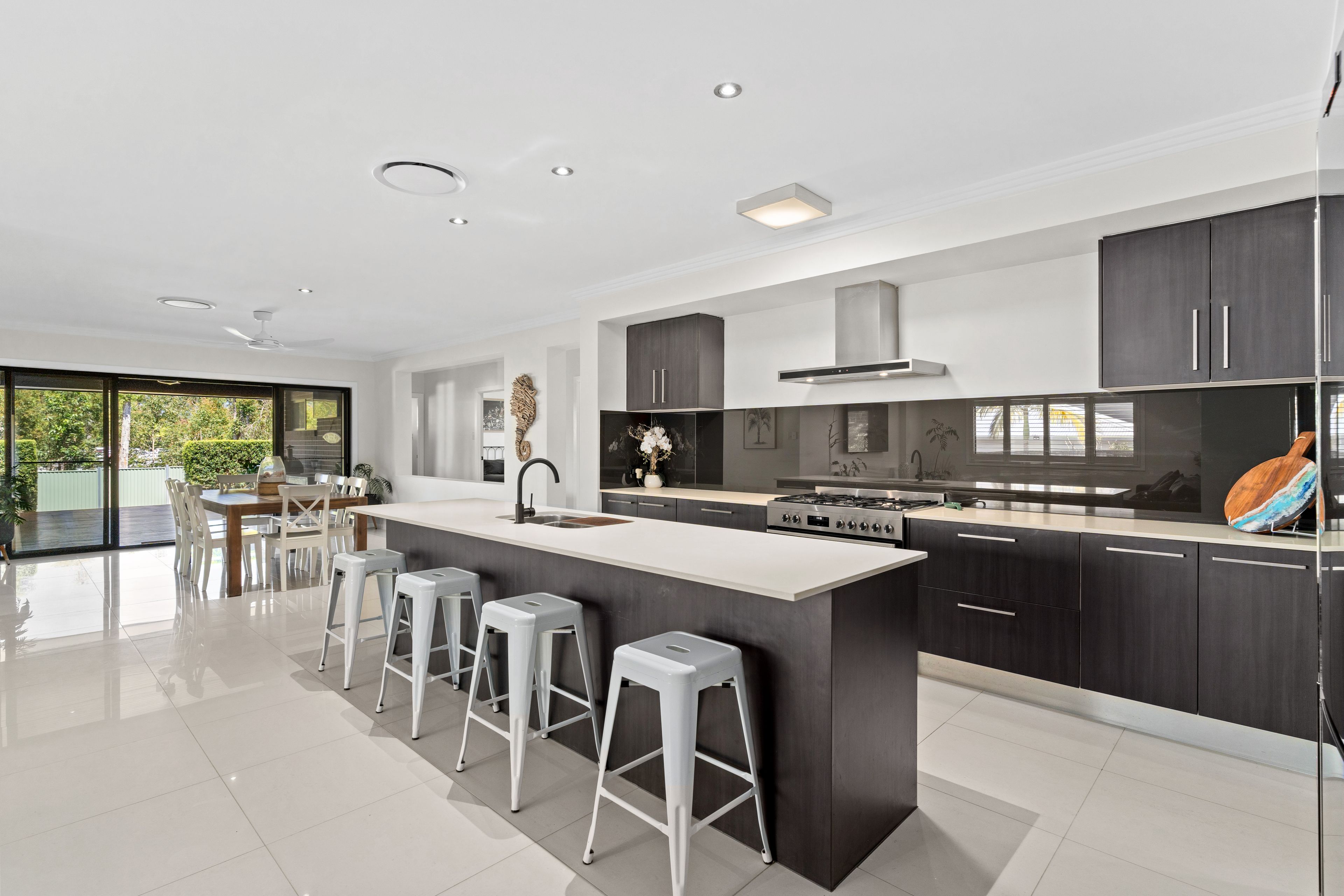 5 Peterlyn Court — photo 9 of 30
